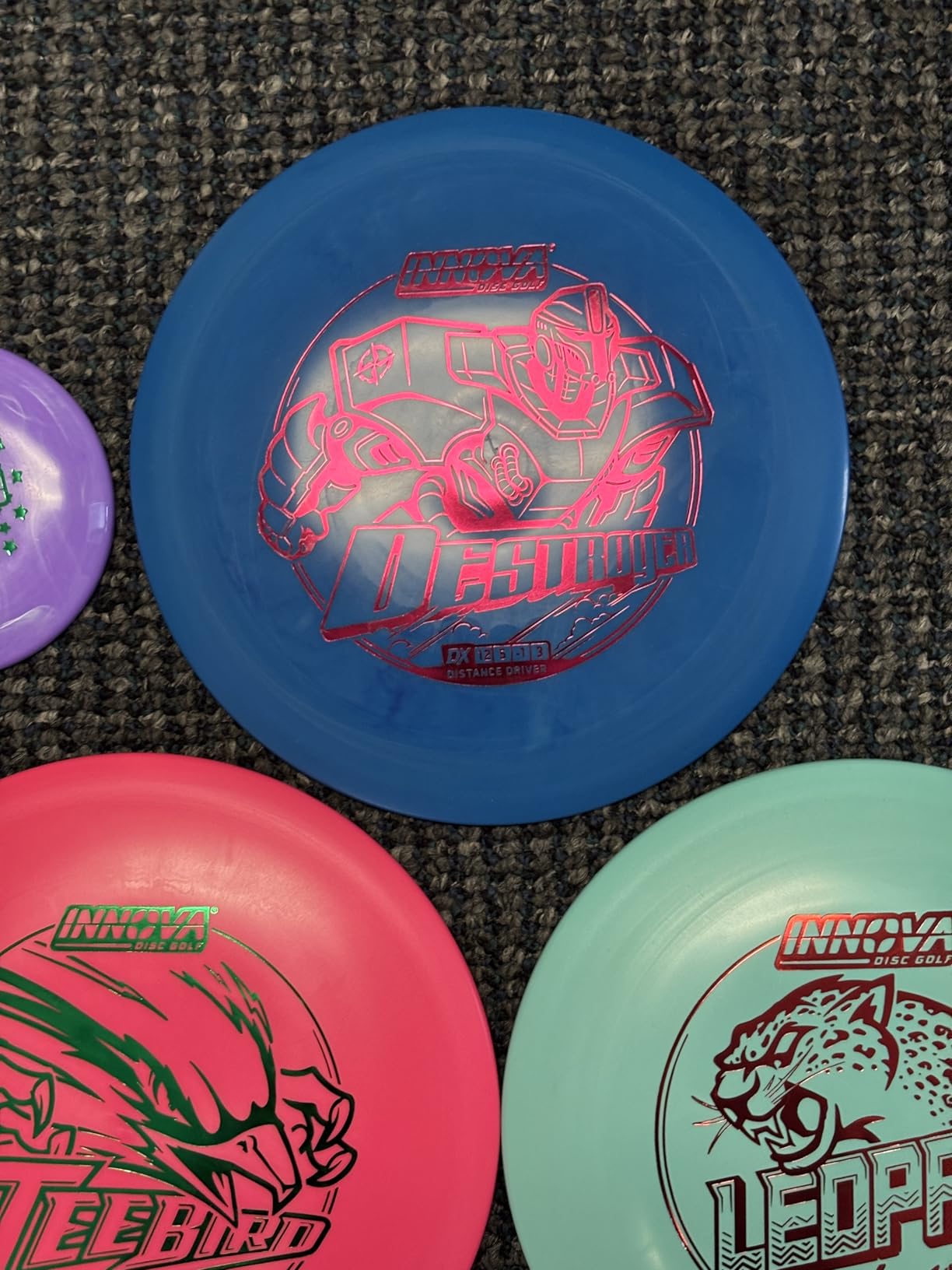 Innova Disc Golf Starter Set -Colors May Vary 160-180g - Includes Putter, Mid Range, 2X Fairway Drivers, Distance Driver, Mini Marker Beginner Disc Golf Set customer photo 1