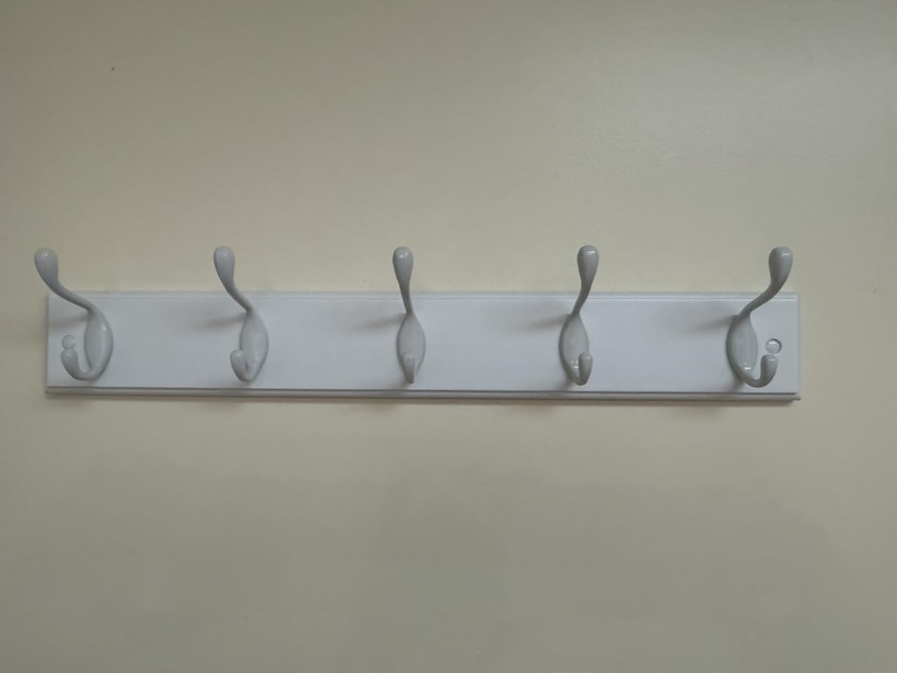 SONGMICS Wall-Mounted Coat Rack, Hook Rack, 4 Dual Metal Hooks, White | For Coats, Bags, Keys, in the Entryway, Bedroom, Living Room ULHR23WT customer photo 2