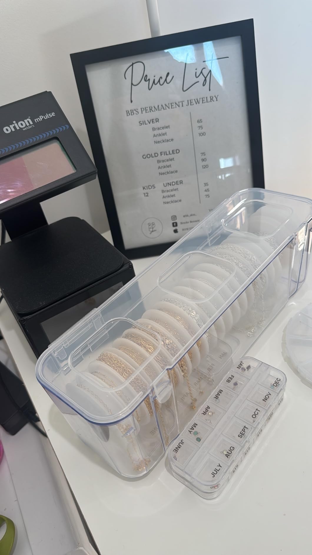 Deflecto Ribbon Dispenser, Clear Plastic, 13.3
