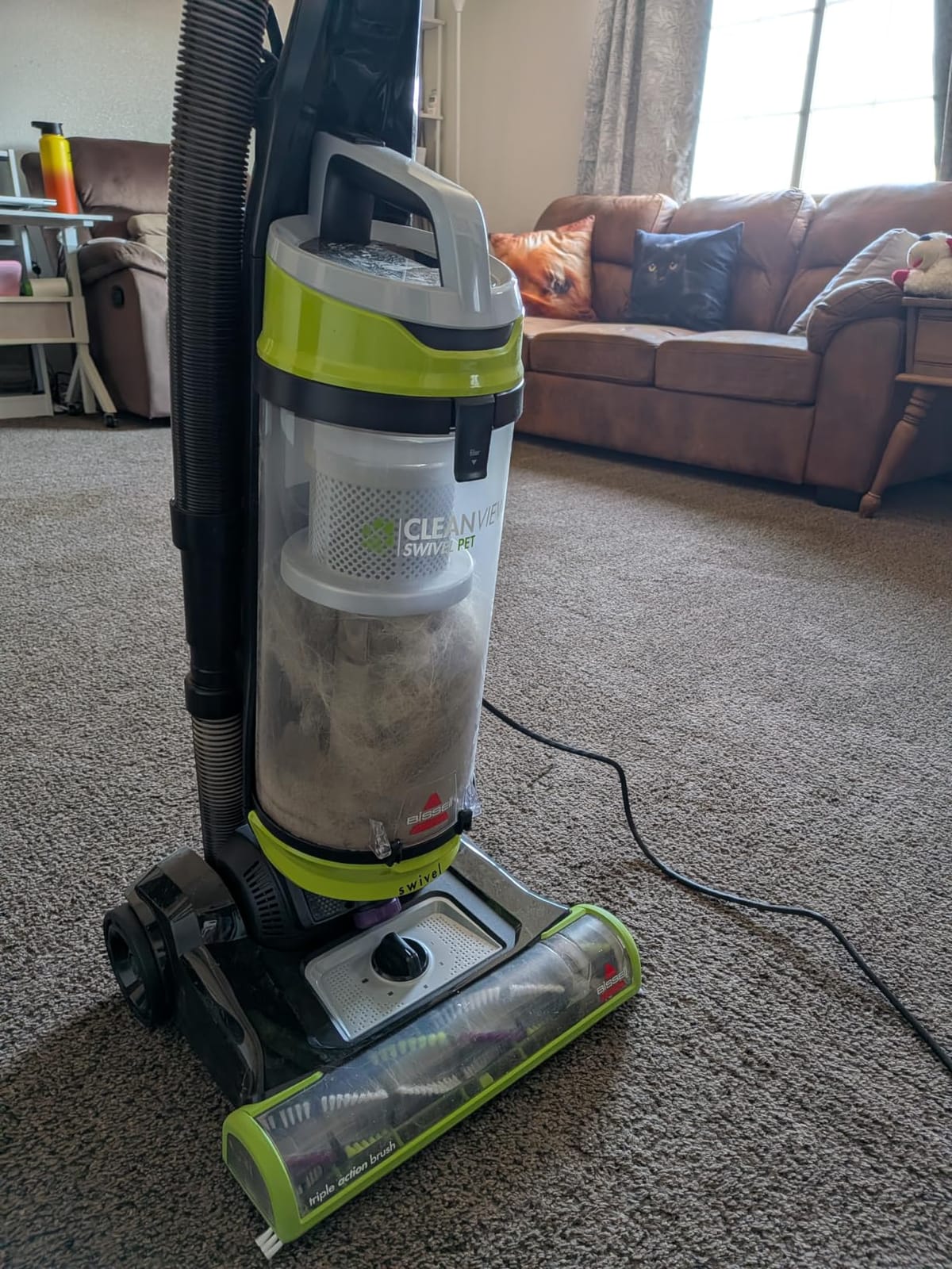 Bissell CleanView Swivel Pet Upright Vacuum 2252 customer photo 2