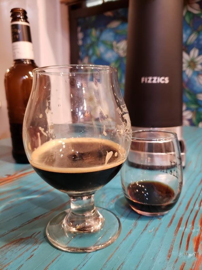 FIZZICS - DraftPour Beer Dispenser - Converts Any Can or Bottle Into a Nitro-Style Draft, Gift for Men and Beer Enthusiast, Beer Tap Draft Machine - Carbon customer photo 1