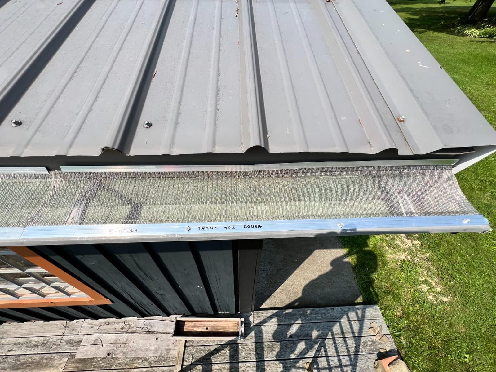 RAPTOR GUTTER GUARD - 48 FT. (Nominal) Contractor Grade Stainless Steel Micro-Mesh Gutter Guard Kit with Screws Included. Fits 5 in. Gutters and Smaller. DIY-Friendly. (5.625 in. x 47.625 in.) customer photo 1