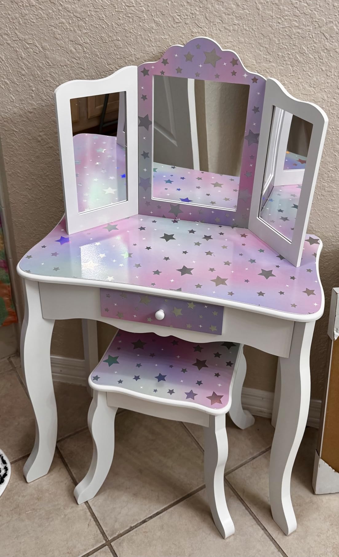 Teamson Kids Pretend Play Kids Vanity, Table & Chair Vanity Set with Mirror, Girls Makeup Dressing Table with Storage Drawer & Polka Dot Print, Gisele Collection, Pink/Gold customer photo 1