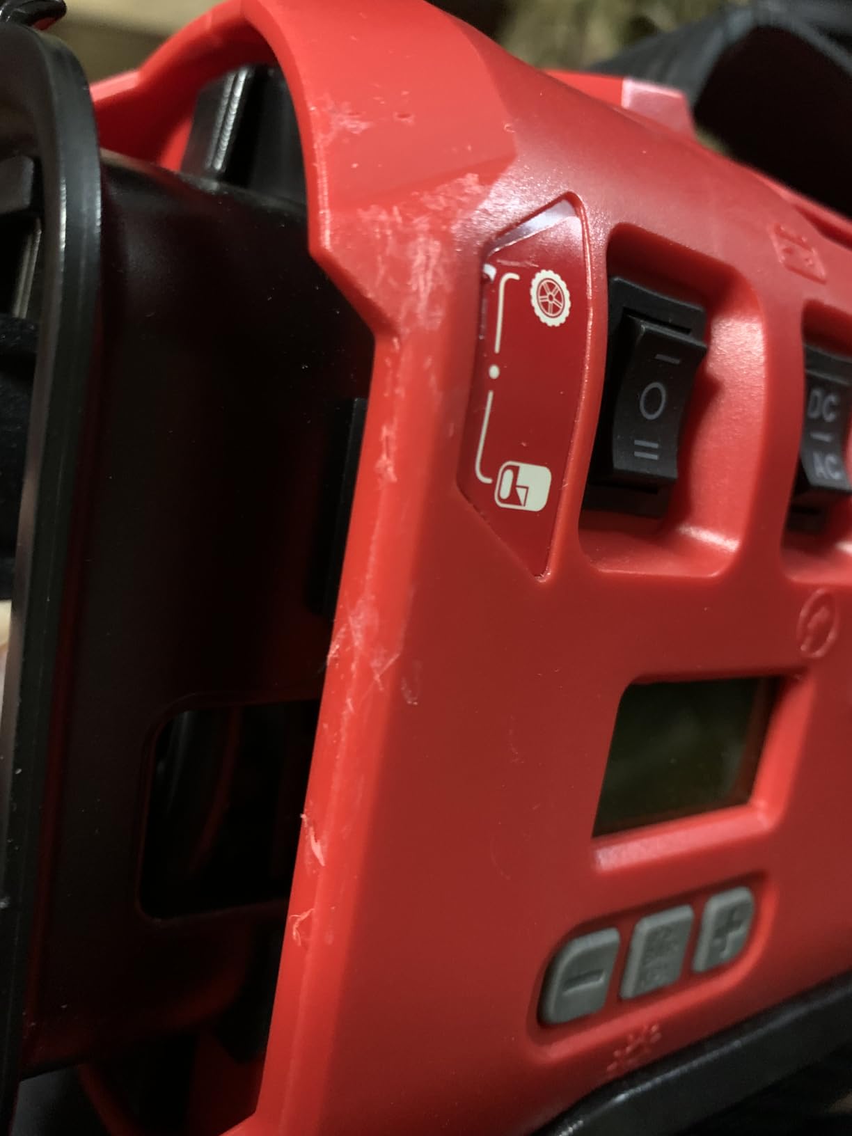 CRAFTSMAN V20 Tire Inflator Portable Air Compressor, Car Air Pump, 3 Modes Tire Pump: Cordless, 120V Corded, and 12V Car Adapter, Battery Sold Separately (CMCE520B) customer photo 2