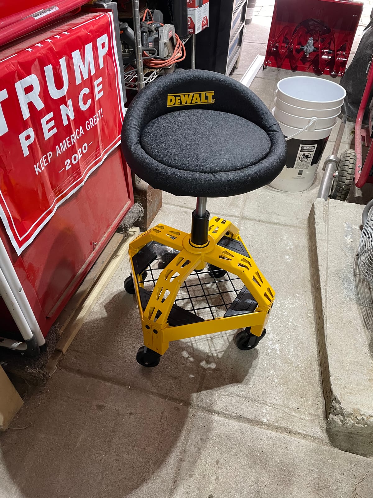 DEWALT Heavy Duty Adjustable Rolling Shop Stool, 360-degree Swivel Industrial Garage Stool with Padded Seat, Storage Shelf, Removable Wheels customer photo 1