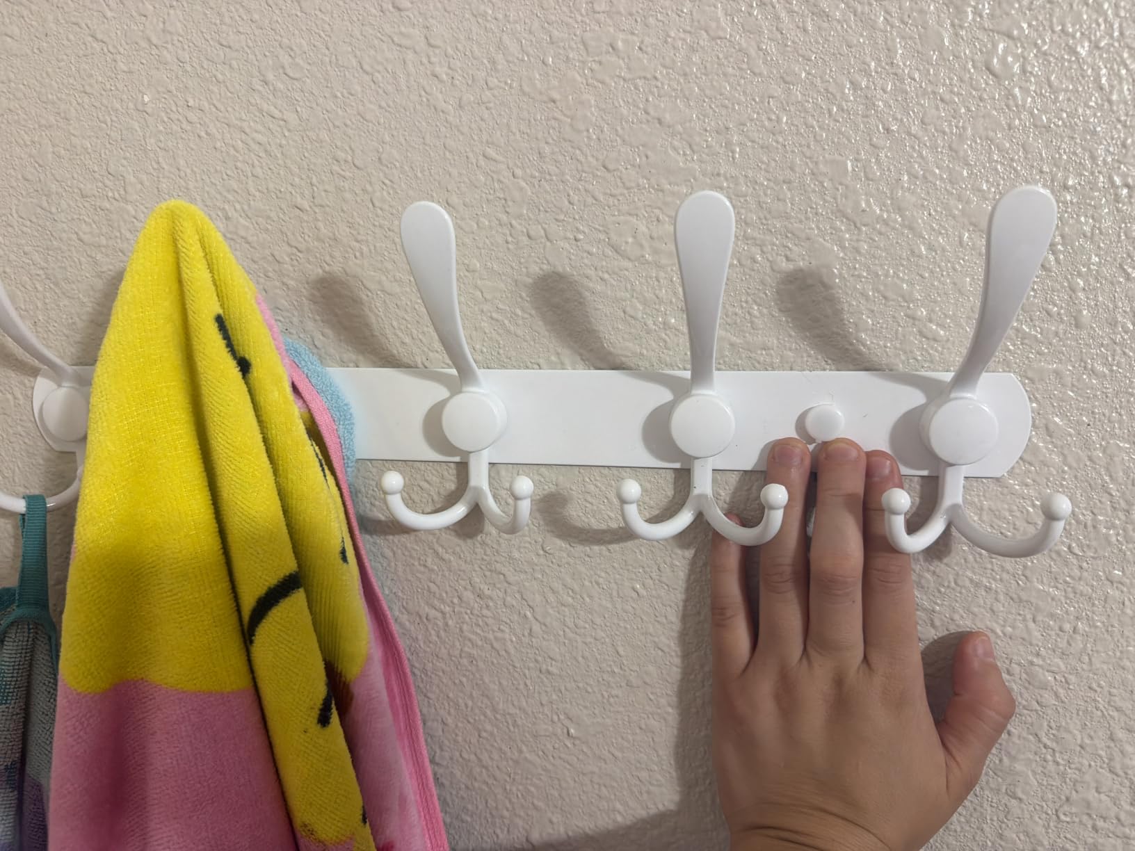 Coat Rack Wall Mounted - 5 Tri Hooks, Heavy Duty, Stainless Steel, Metal Coat Hook Rail for Coat Hat Towel Purse Robes Mudroom Bathroom Entryway (Black, 2 Packs) customer photo 2