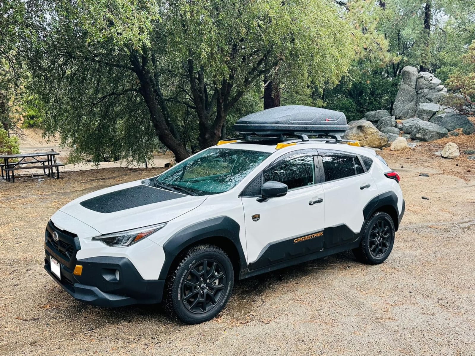 Goplus Rooftop Cargo Carrier Hard Shell, 14 Cubic Feet Waterproof Car Roof Cargo Carrier w/Dual Side Opening, Security Key, 165LBS Capacity, for 17