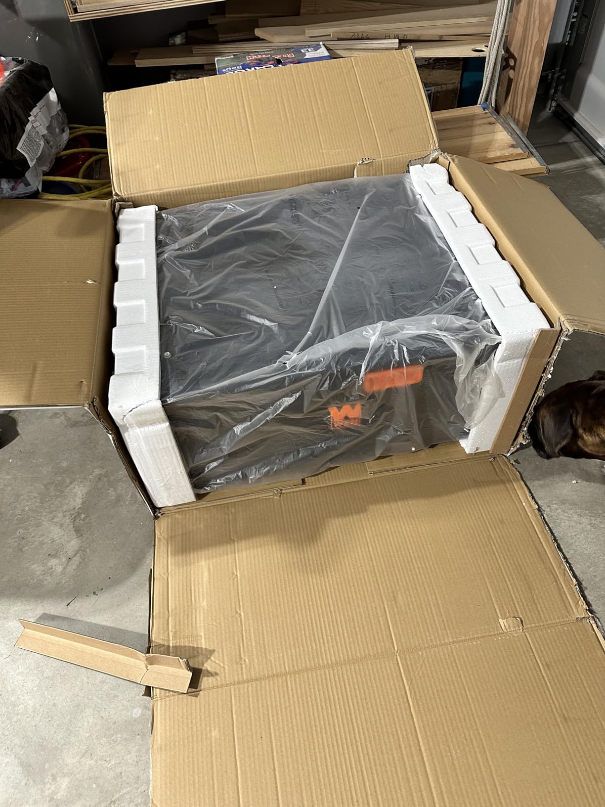 WEN 3417 3-Speed Remote-Controlled Industrial-Strength Air Filtration System (556/702/1044 CFM) customer photo 1
