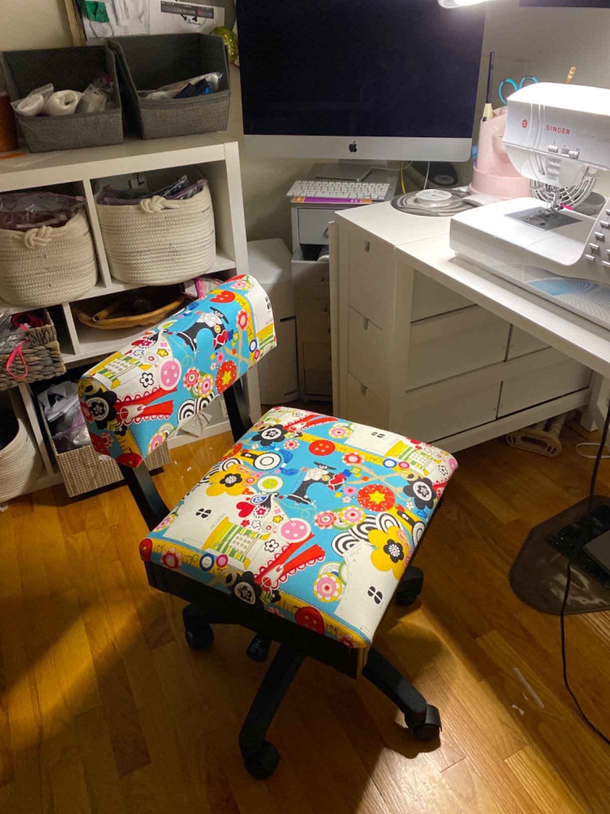 Arrow Sewing H6880 Adjustable Height Hydraulic Sewing and Craft Chair with Under Seat Storage and Printed Fabric, SEW Now SEW Wow Print customer photo 2
