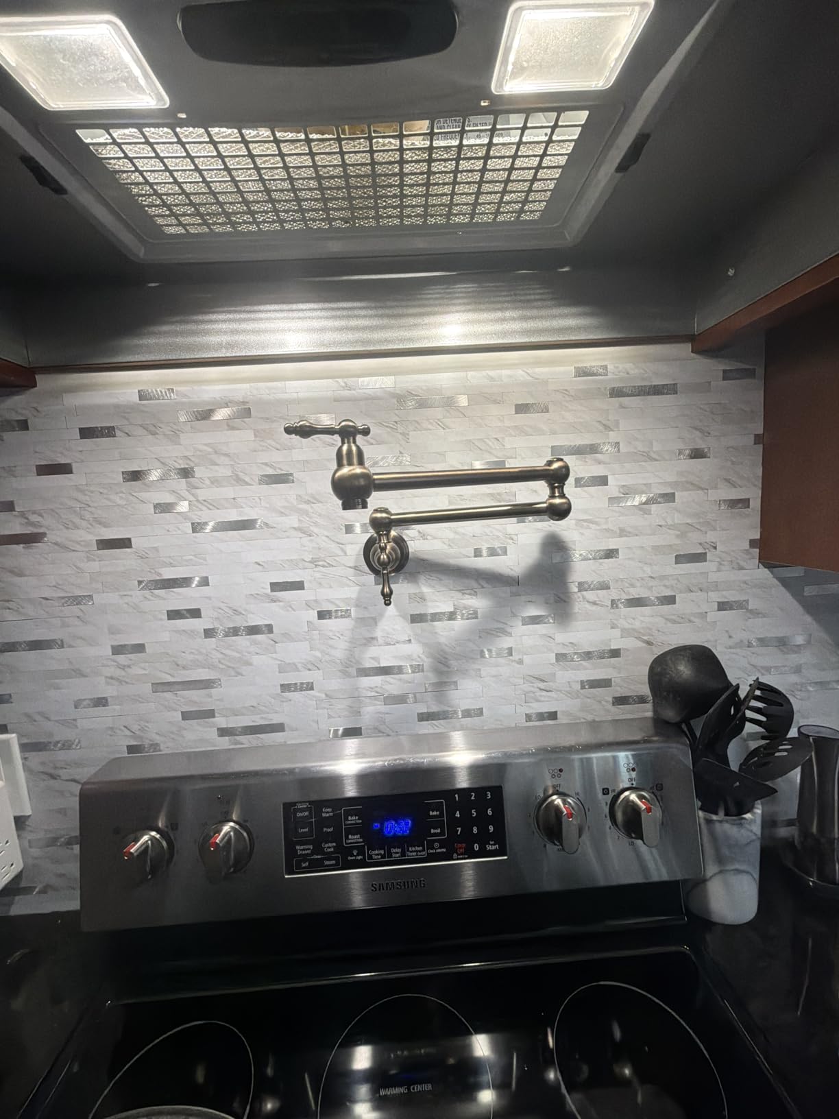 Pot Filler Faucet Brushed Nickel - WOWOW Solid Brass Pot Filler Wall-Mounted Pasta Faucet with Double Joint Swing Arm for Kitchen Over Stove customer photo 1
