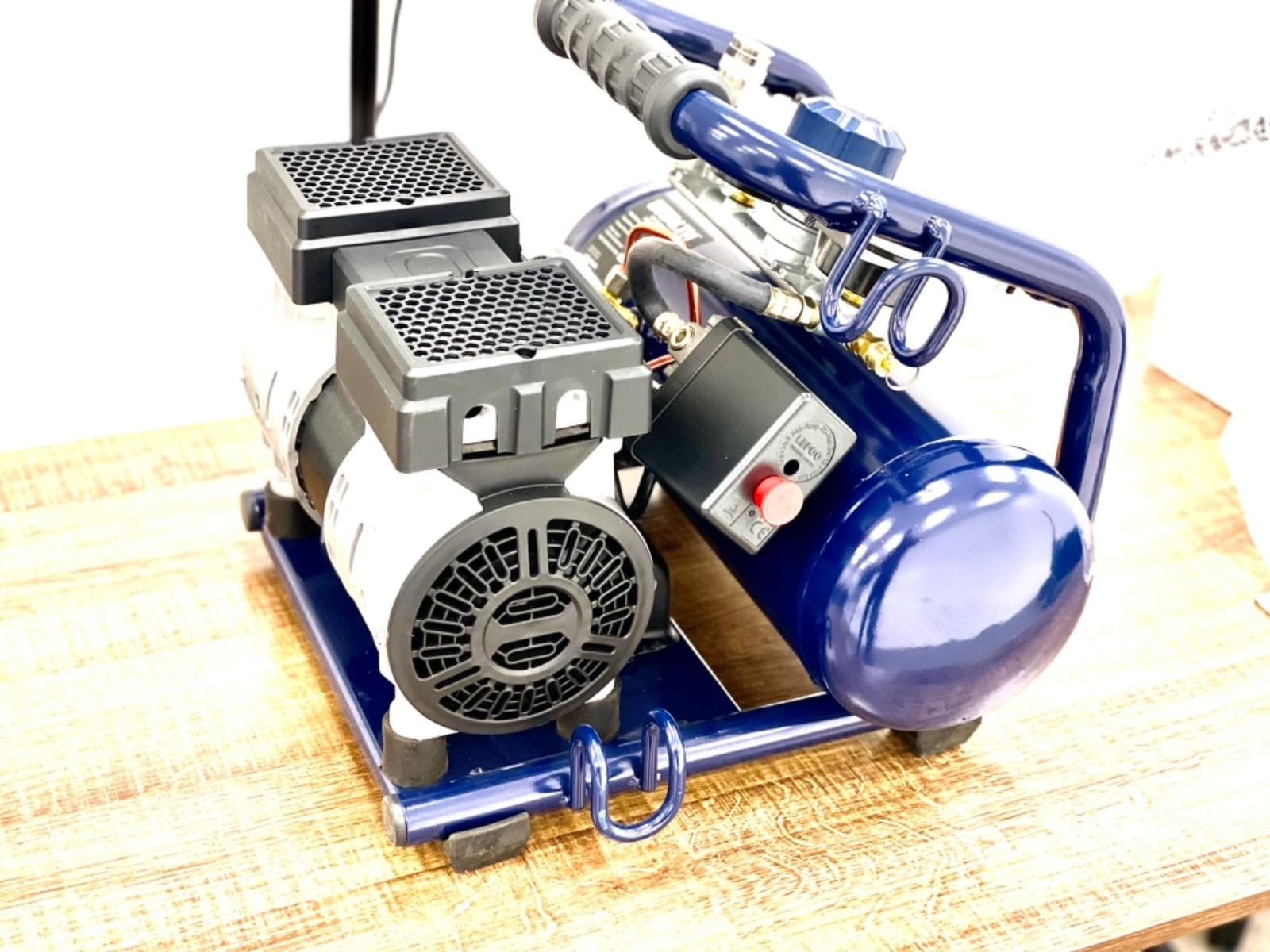 Stealth Air Compressor 2 Gallon, 3/4 HP Oil-Free Compressor, Less than 60dB Ultra Quiet customer photo 2