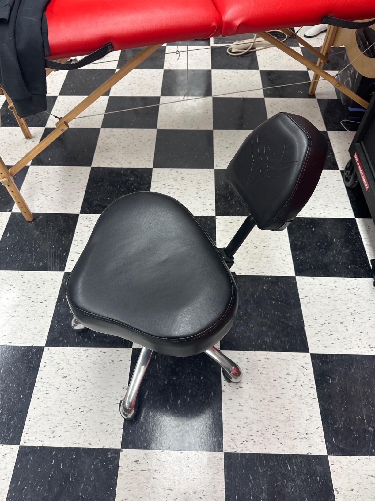 Precision Professional Tattoo Stool - Black | Black Finish customer photo 2