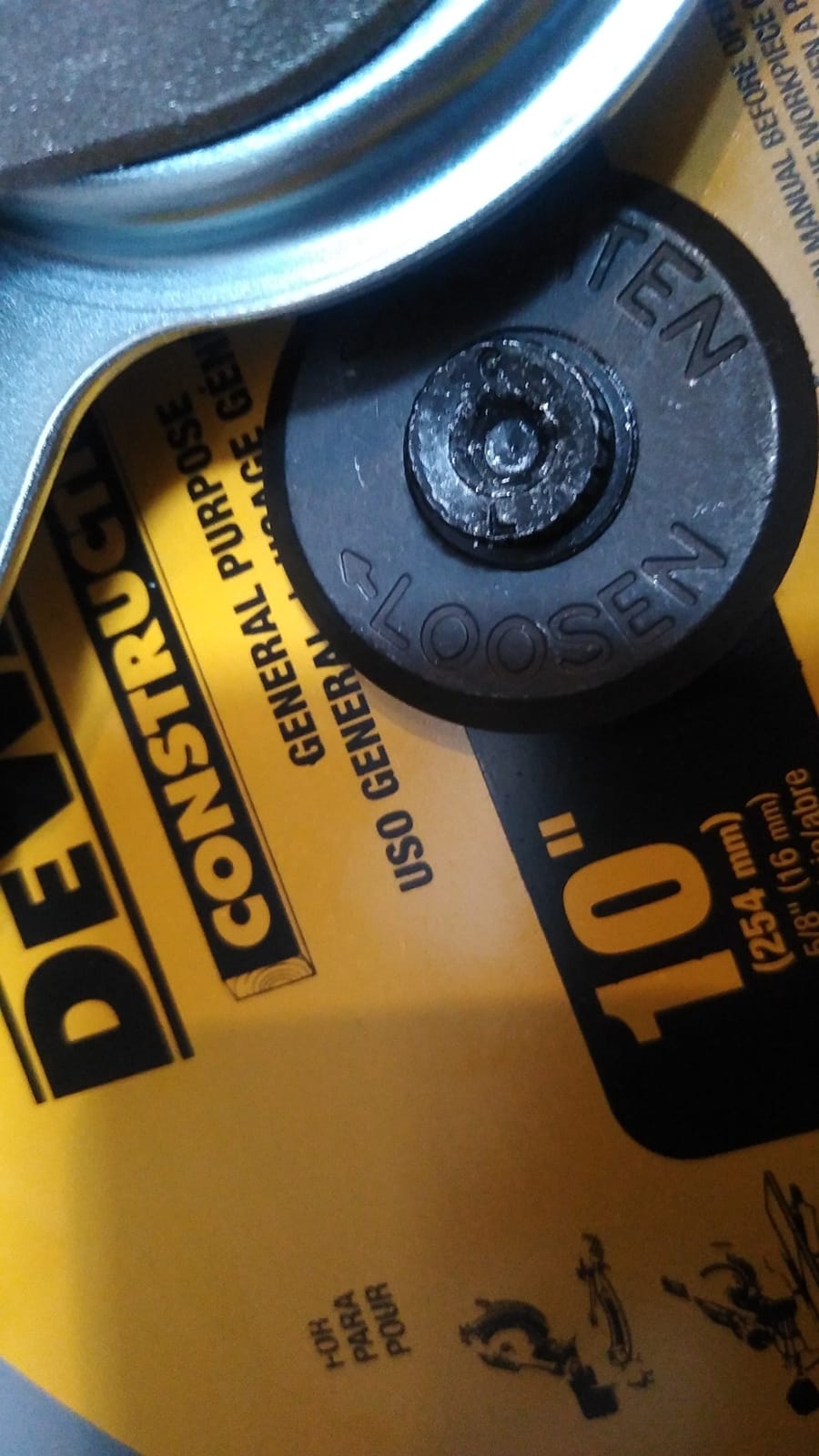 DEWALT Miter Saw, Single Bevel, Compound, 10-Inch, 15-Amp (DWS713) customer photo 2