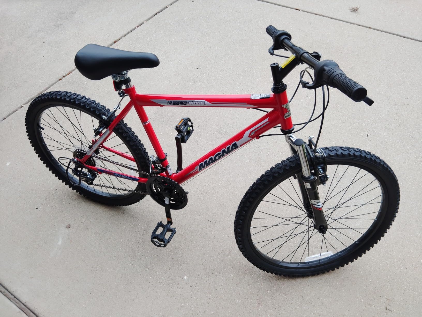 Dynacraft Magna Echo Ridge Mountain Bike - Rugged and Durable Design, Perfect for Teens and Adults Learning to Ride, Sturdy and Easy to Assemble, Ideal for Adventurers customer photo 2