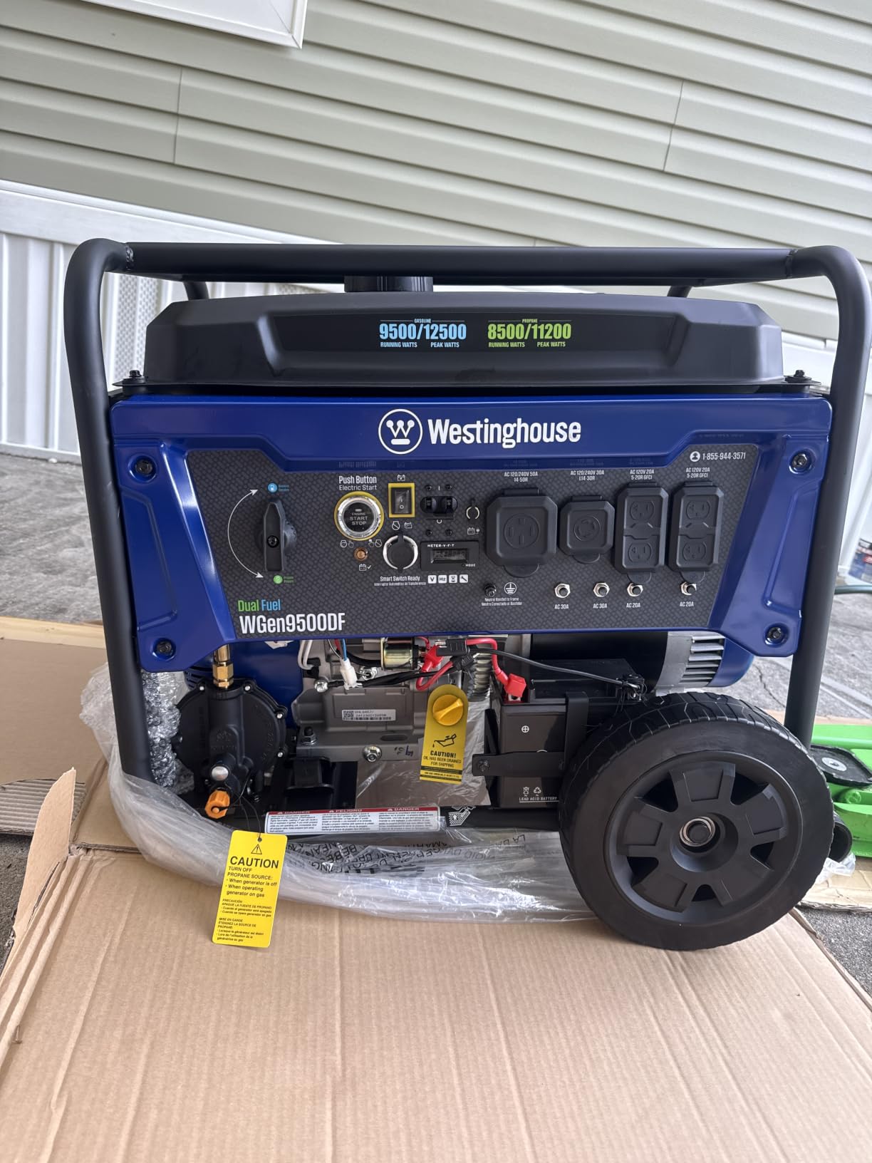 Westinghouse 12500 Watt Dual Fuel Home Backup Portable Generator, Remote Electric Start, Transfer Switch Ready, Gas and Propane Powered customer photo 1