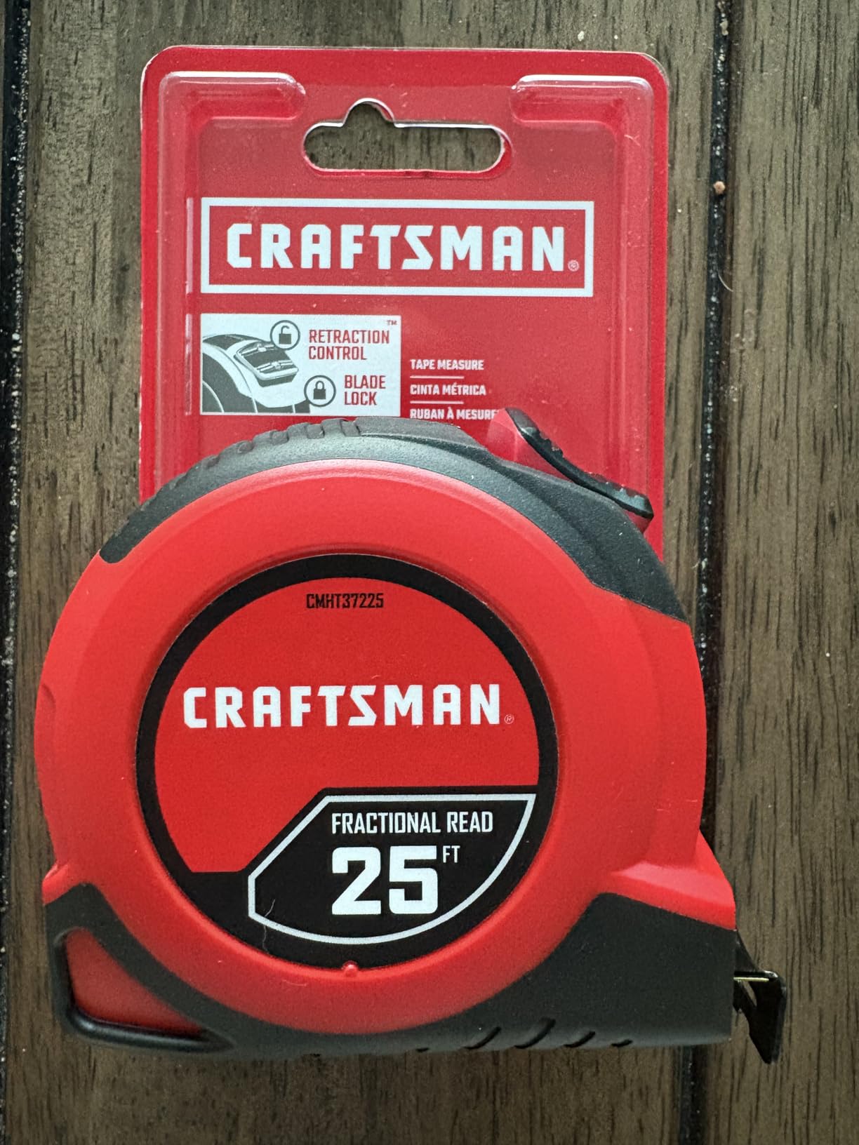 CRAFTSMAN 25-Ft Tape Measure with Fraction Markings, Retractable, Self-Locking Blade (CMHT37225) customer photo 1