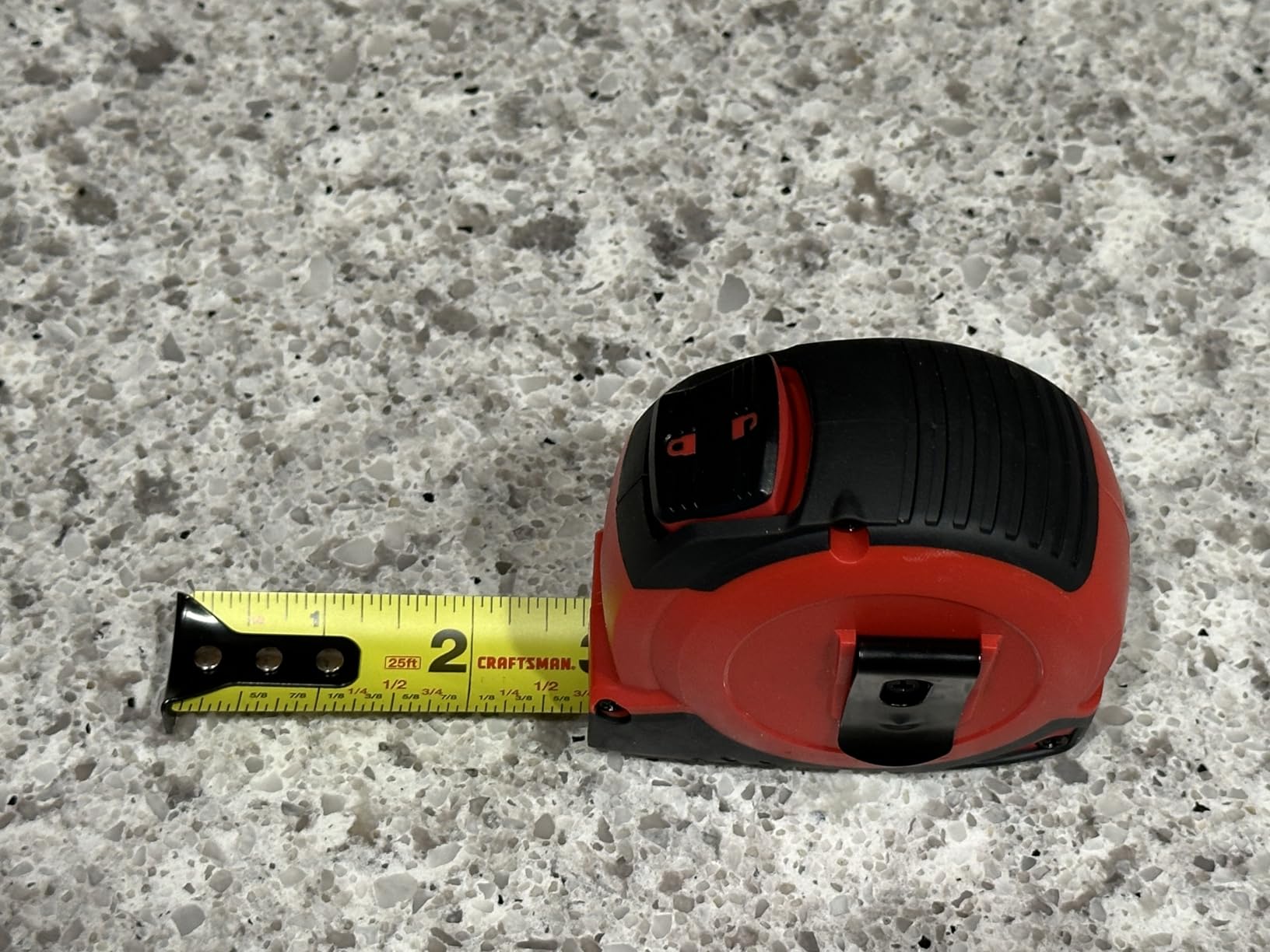 CRAFTSMAN 25-Ft Tape Measure with Fraction Markings, Retractable, Self-Locking Blade (CMHT37225) customer photo 2