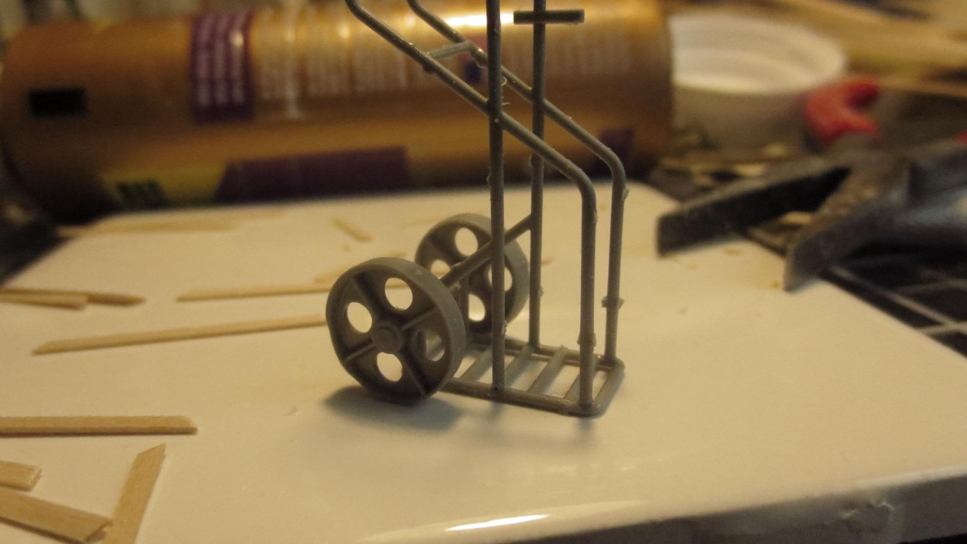 Miniart MIN35591 Plastic Model kit, Various customer photo 1