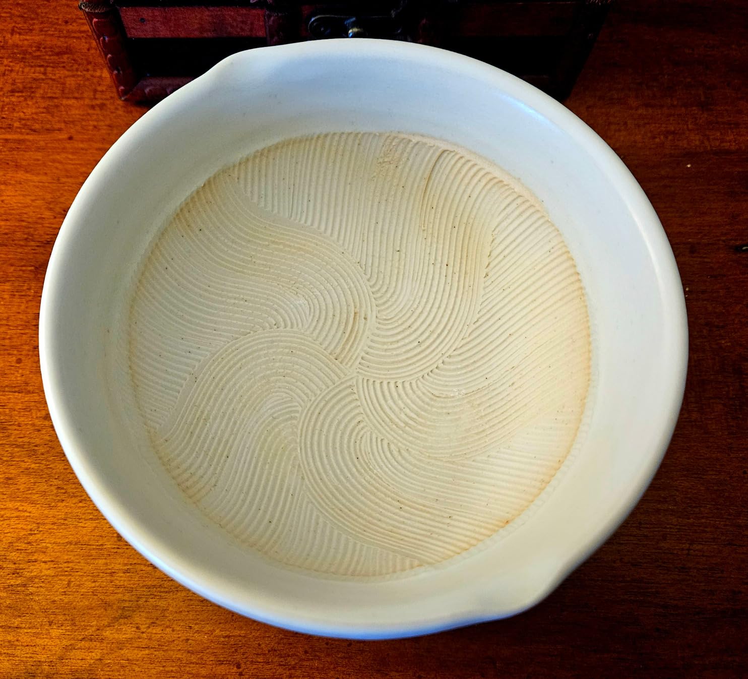 Made in Japan Ripple Ridge Mortar and Pestle (Suribachi and Surikogi Set Small 4.92Inches for Both Right and Left Handed Ivory Authentic Mino Ware Pottery M87853) customer photo 2