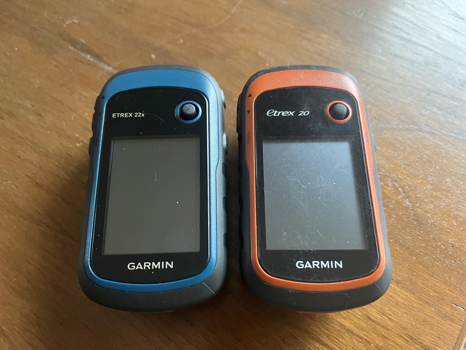 Garmin 010-02256-00 eTrex 22x, Rugged Handheld GPS Navigator, Black/Navy customer photo 1