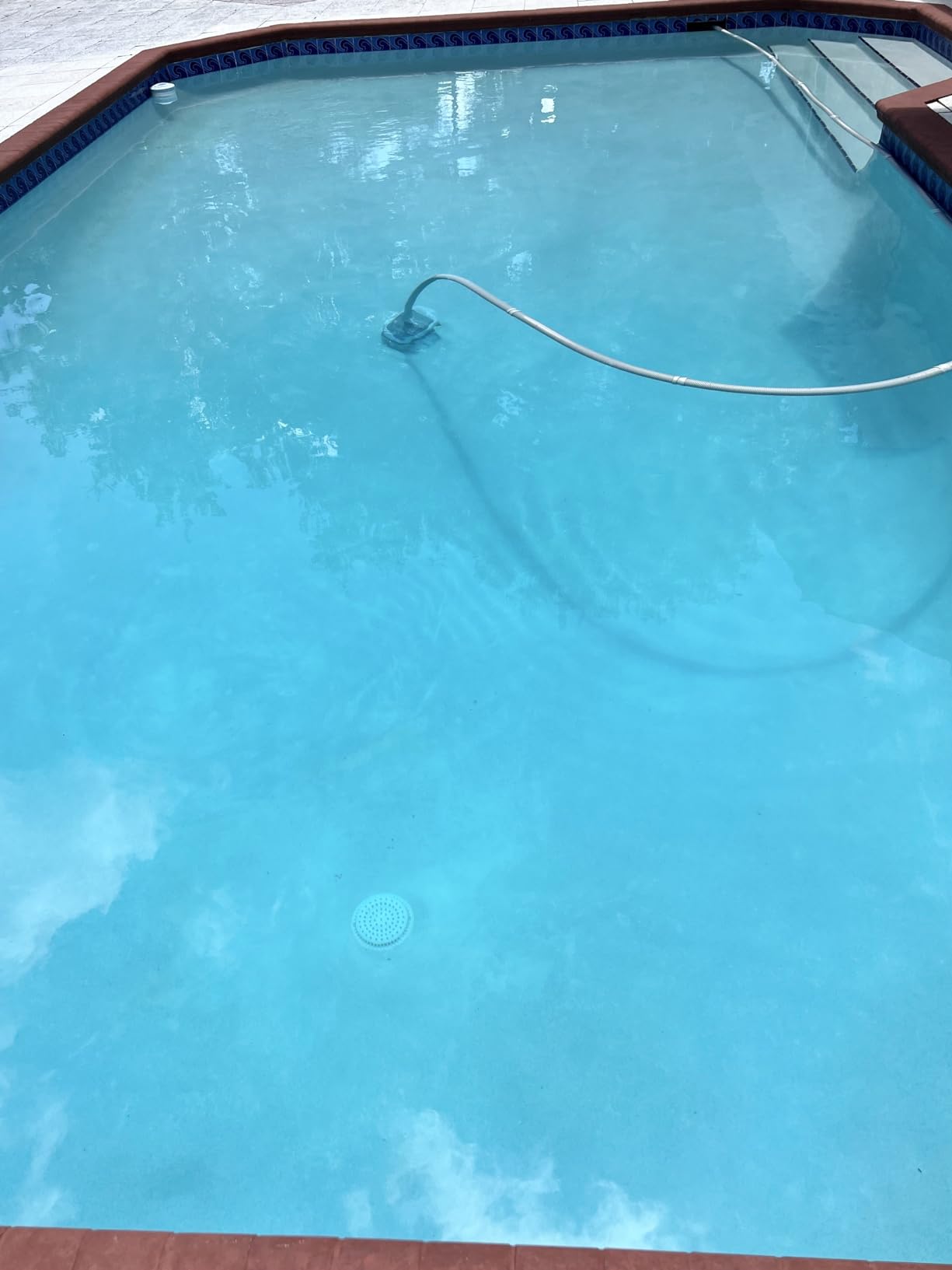 Hayward PoolVac XL Suction Pool Cleaner for Inground Pools up to 20 x 40 ft customer photo 1