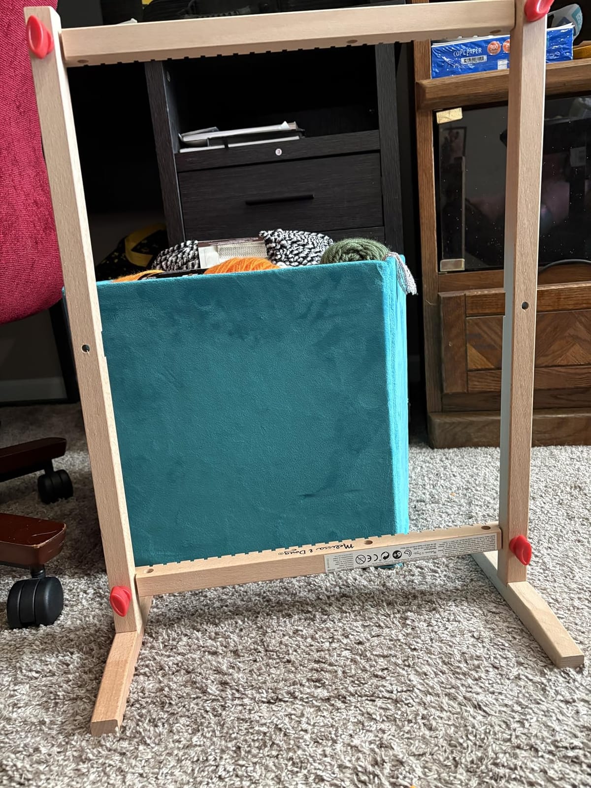 Melissa & Doug Wooden Multi-Craft Weaving Loom: Extra-Large Frame (22.75 x 16.5 inches) customer photo 1