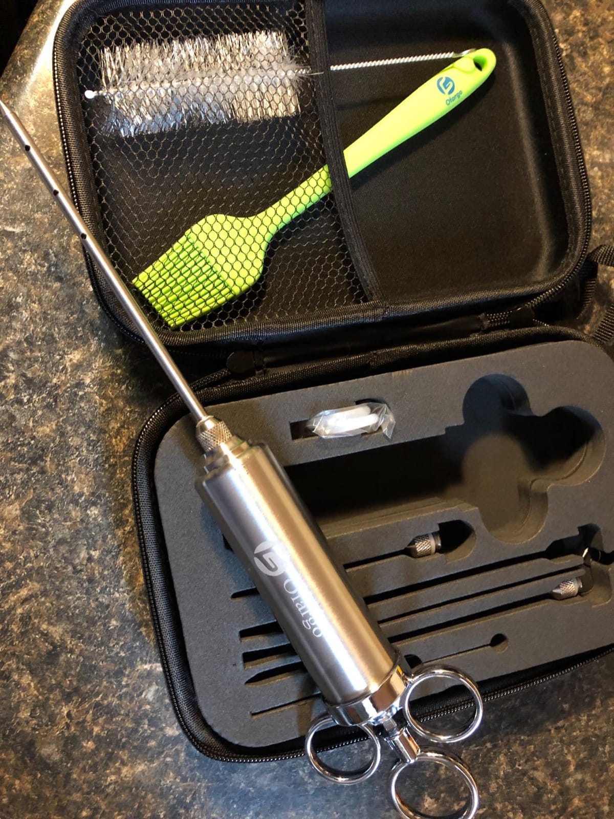 Meat Injector, Marinade Turkey Injector Syringe for BBQ Grilling, Stainless Steel Material, Travel Case, 4 Interchangeable Needles, Dishwasher Safe customer photo 2