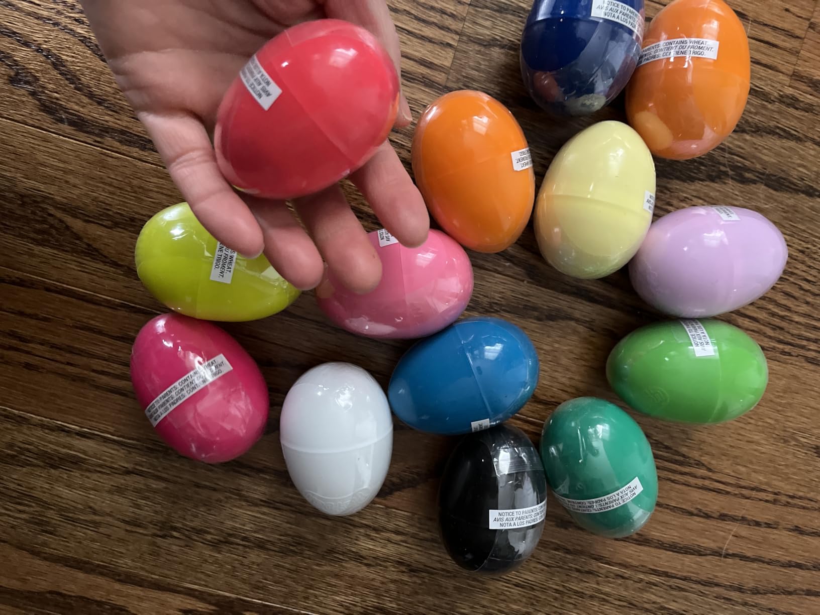 Play-Doh Eggs 24-Pack, Dinosaur & Dragon Egg Hunt Toys, Modeling Compound for Birthday Gifts & Party Favors, Easter Basket Stuffers, Kids Ages 2 and Up (Amazon Exclusive) customer photo 2