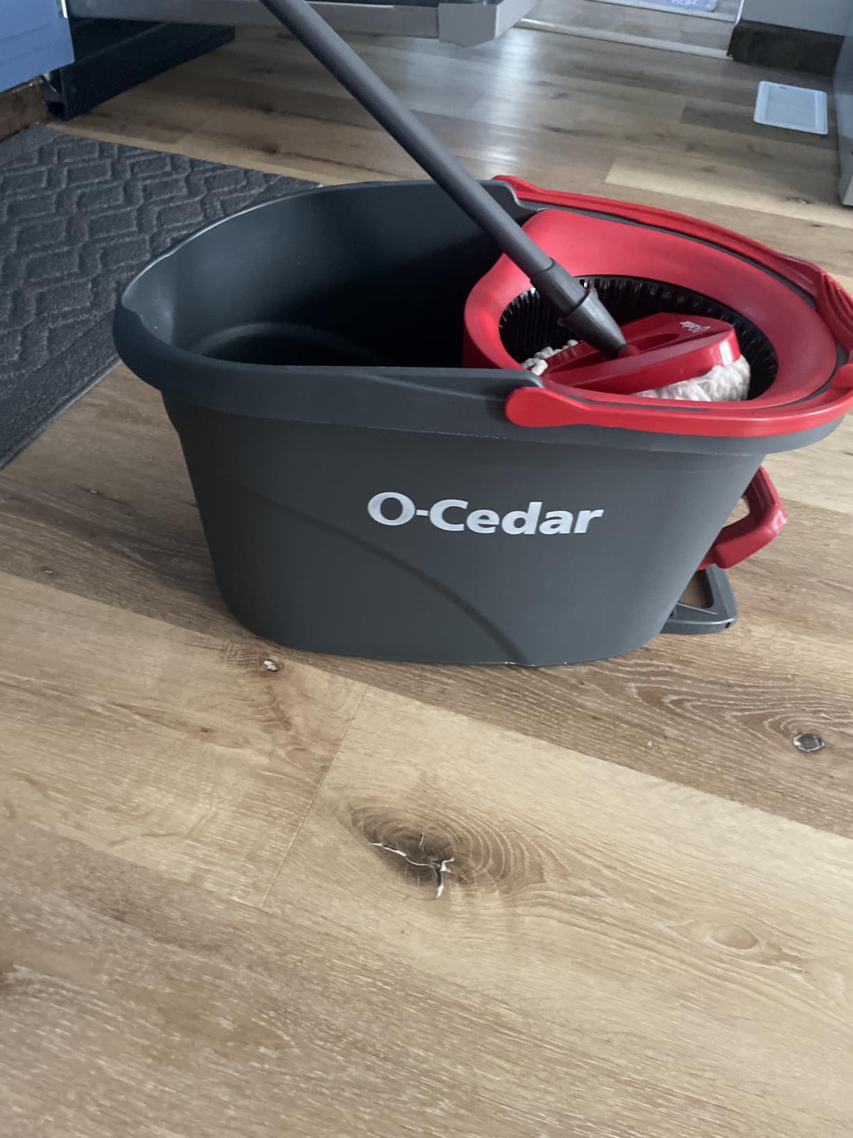 O-Cedar EasyWring Microfiber Spin Mop & Bucket Floor Cleaning System + 2 Extra Refills, Red/Gray customer photo 1