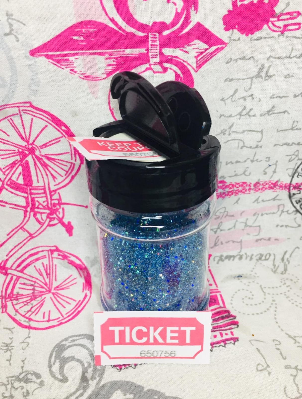 Yesland 20 Pack Plastic Spice Jars Bottles, 5 Oz PET Spice Containers BPA Free with Black Cap, Empty Seasoning Jars Glitter Storage Containers for Storing Spice Herbs Powders Glitter customer photo 2