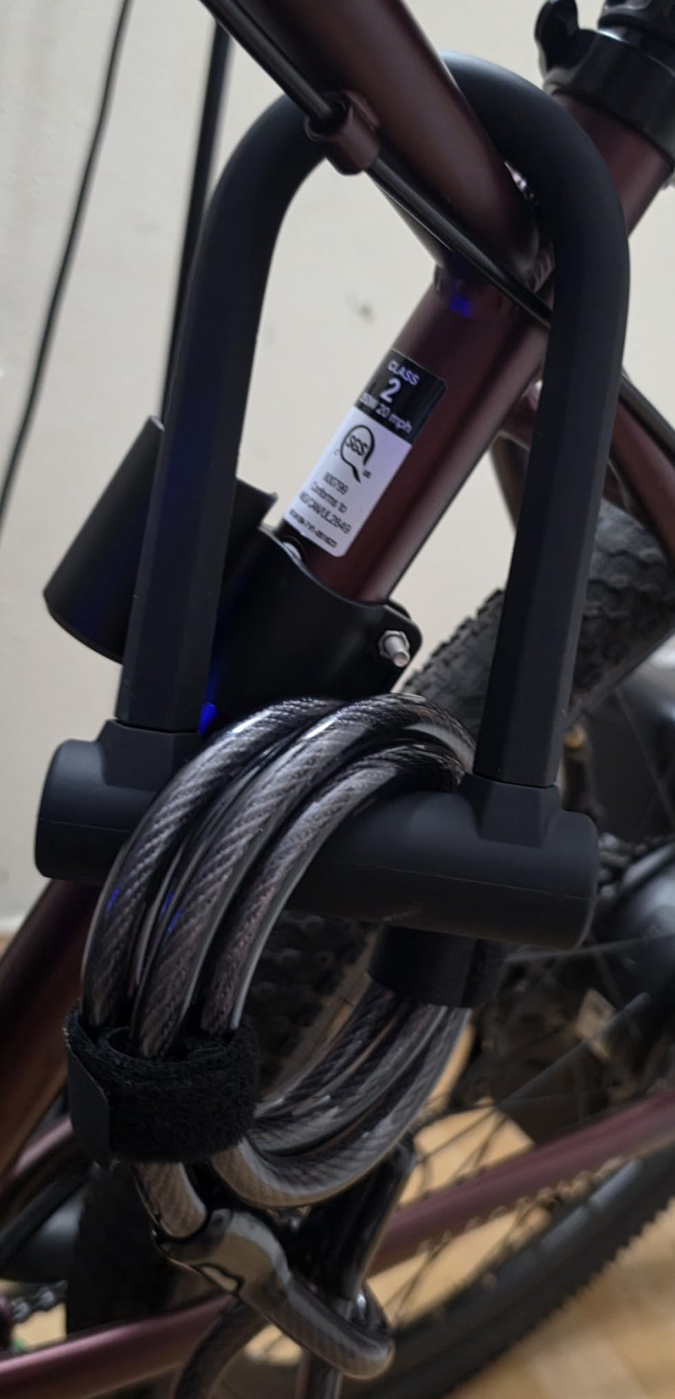 Sportneer Bike Lock: Heavy Duty Anti Theft Bike U Lock with 5ft Security Steel Cable - 17mm Shackle Bicycle U-Locks with 2 Keys & Mounting Bracket for Road Mountain Bike, Size 7.76''x5.02'', 1.64lb customer photo 2