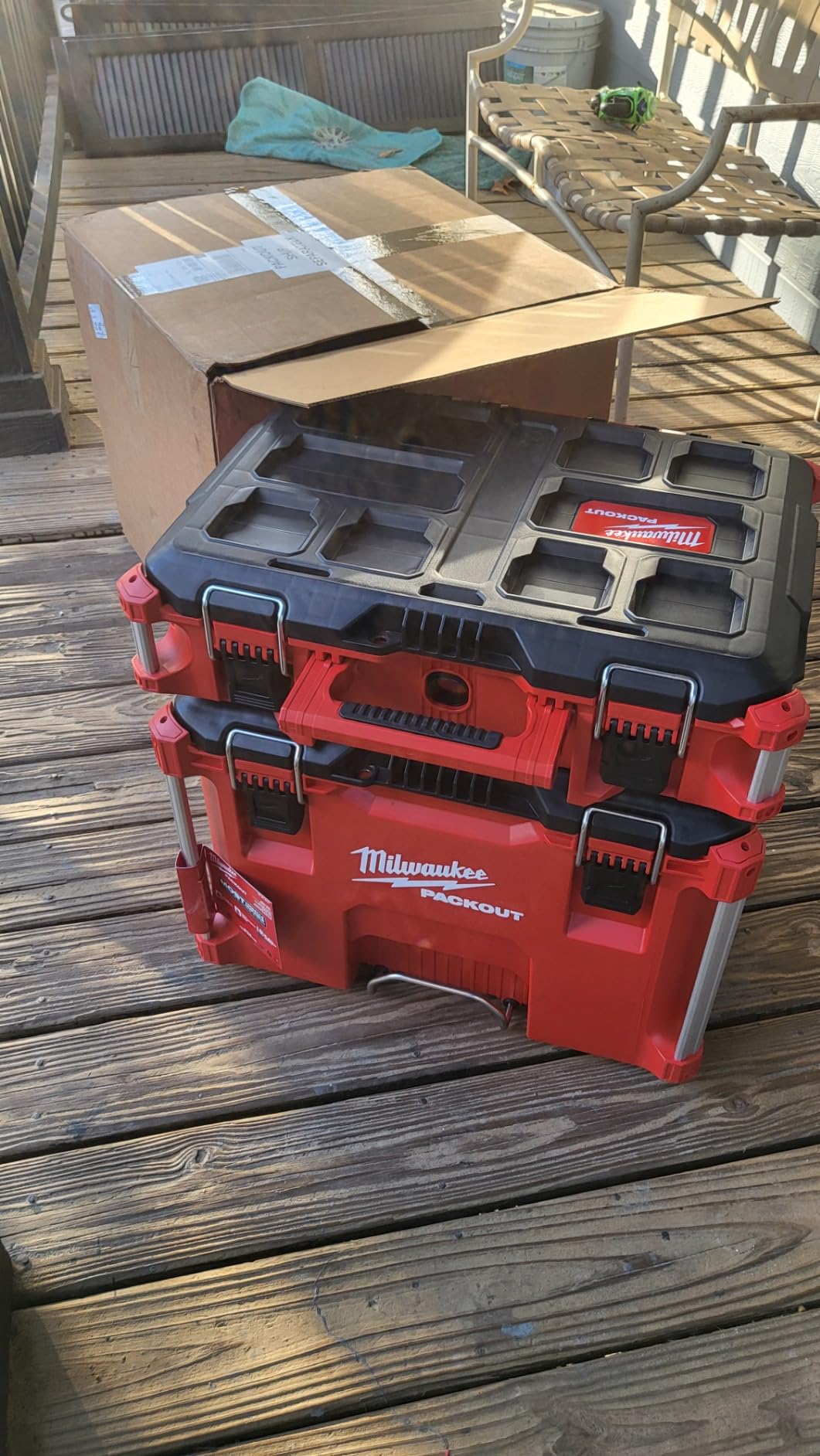 Milwaukee Packout Rolling Modular Stackable Tool Box Storage System, Red customer photo 2