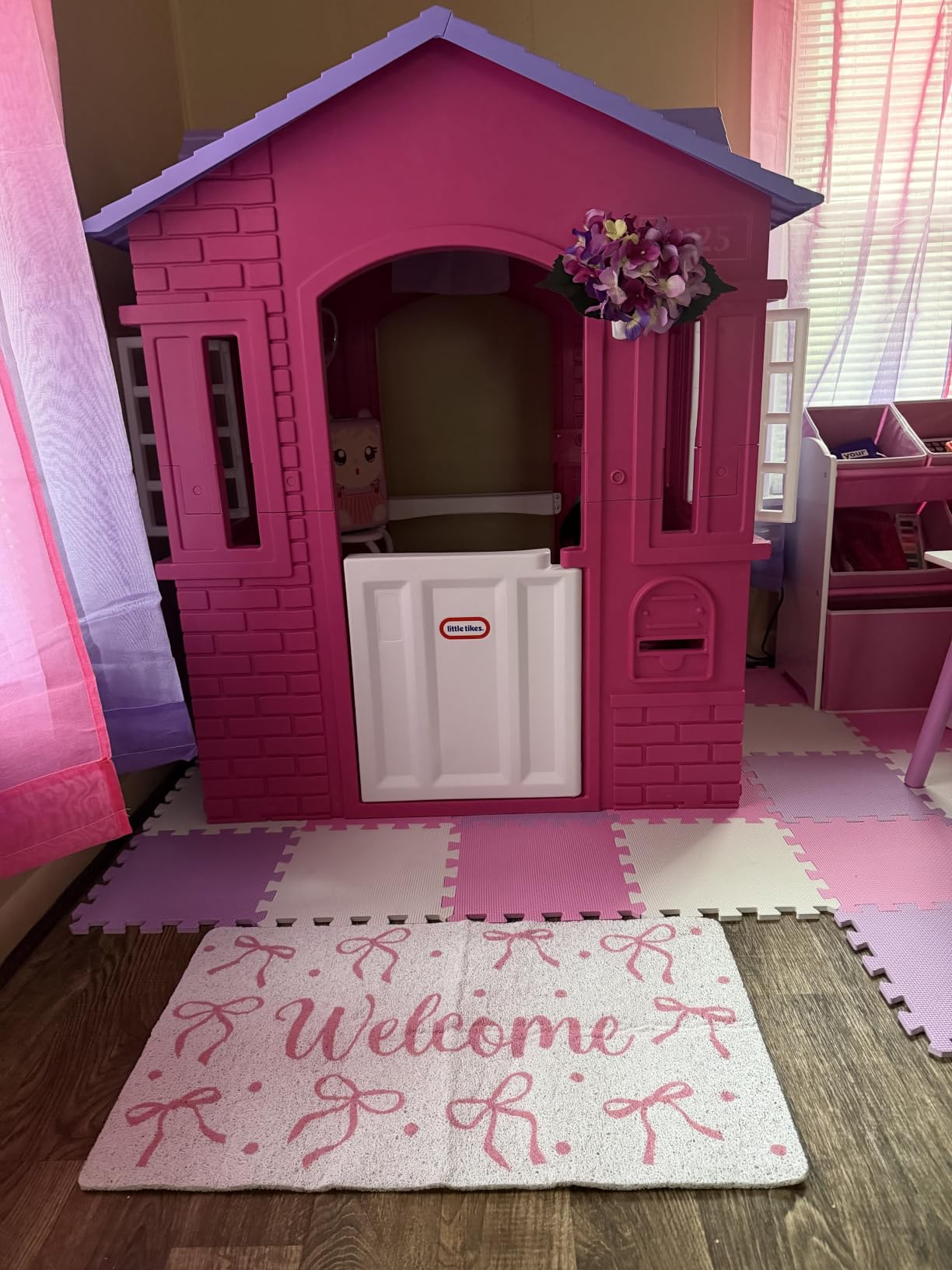 Little Tikes Cape Cottage Playhouse with Working Door, Windows, and Shutters - Tan, Toddlers Ages 2+ Years customer photo 2