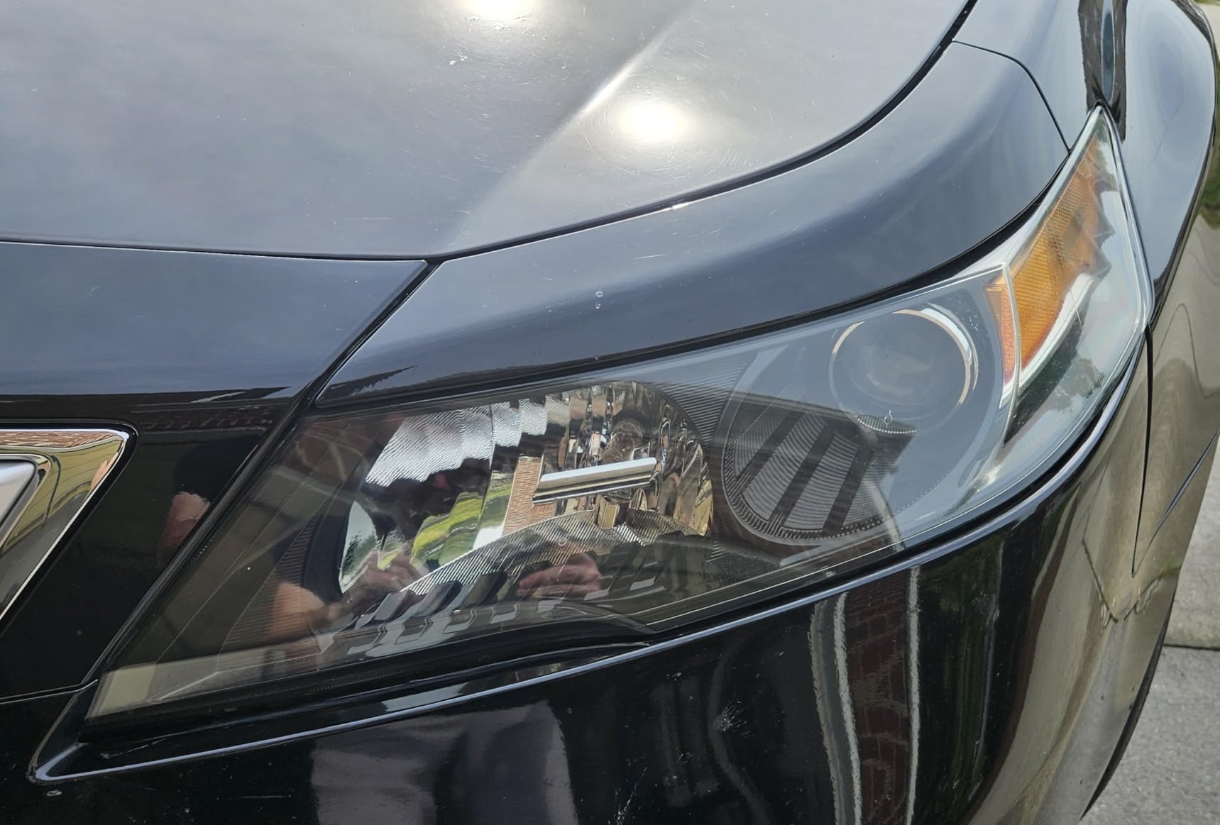 CERAKOTE Ceramic Headlight Restoration Kit, 10 Wipe Kit | Restores clouded, yellowed headlights, ceramic UV protection, 3-step wipe system, no power tools needed customer photo 2
