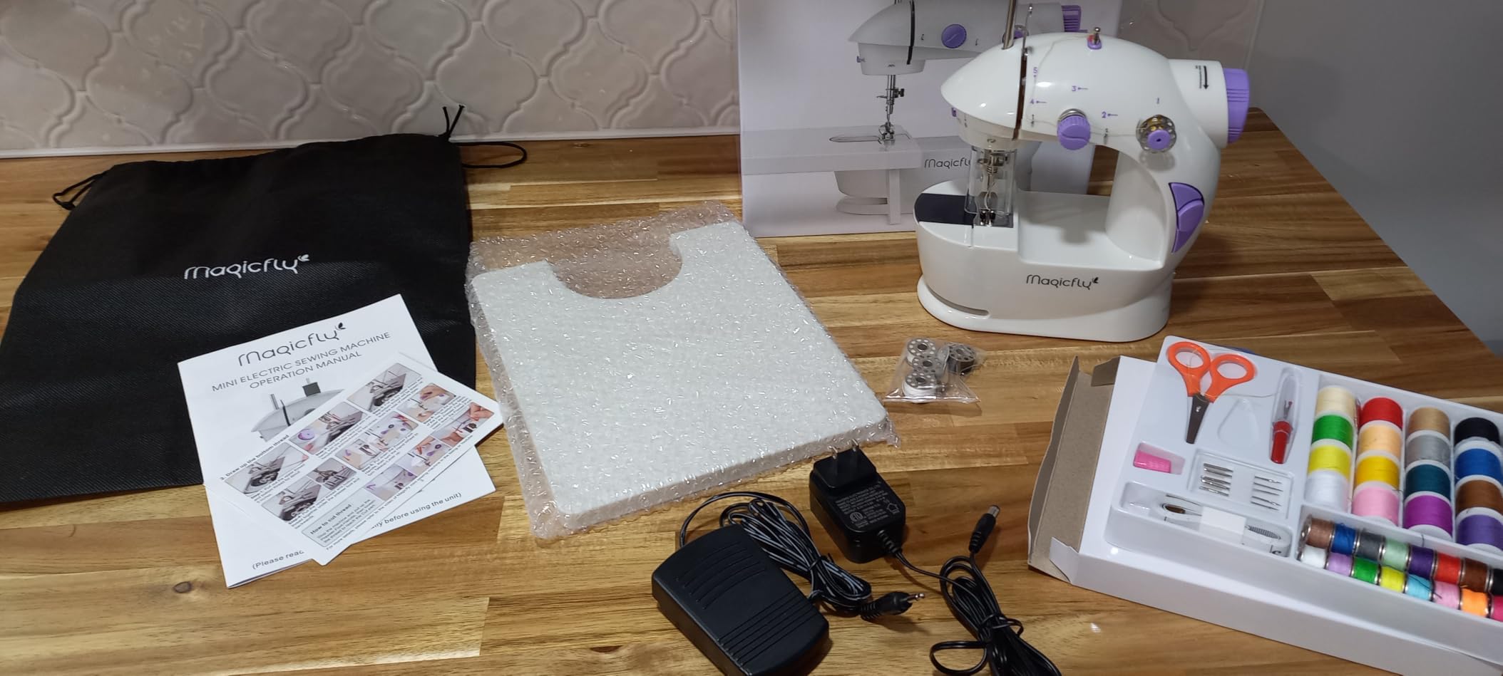 Magicfly Mini Sewing Machine with Extension Table, Dual Speed Portable Sewing Machine for Beginners with Light, Sewing Kit for Household Use, Pink customer photo 1
