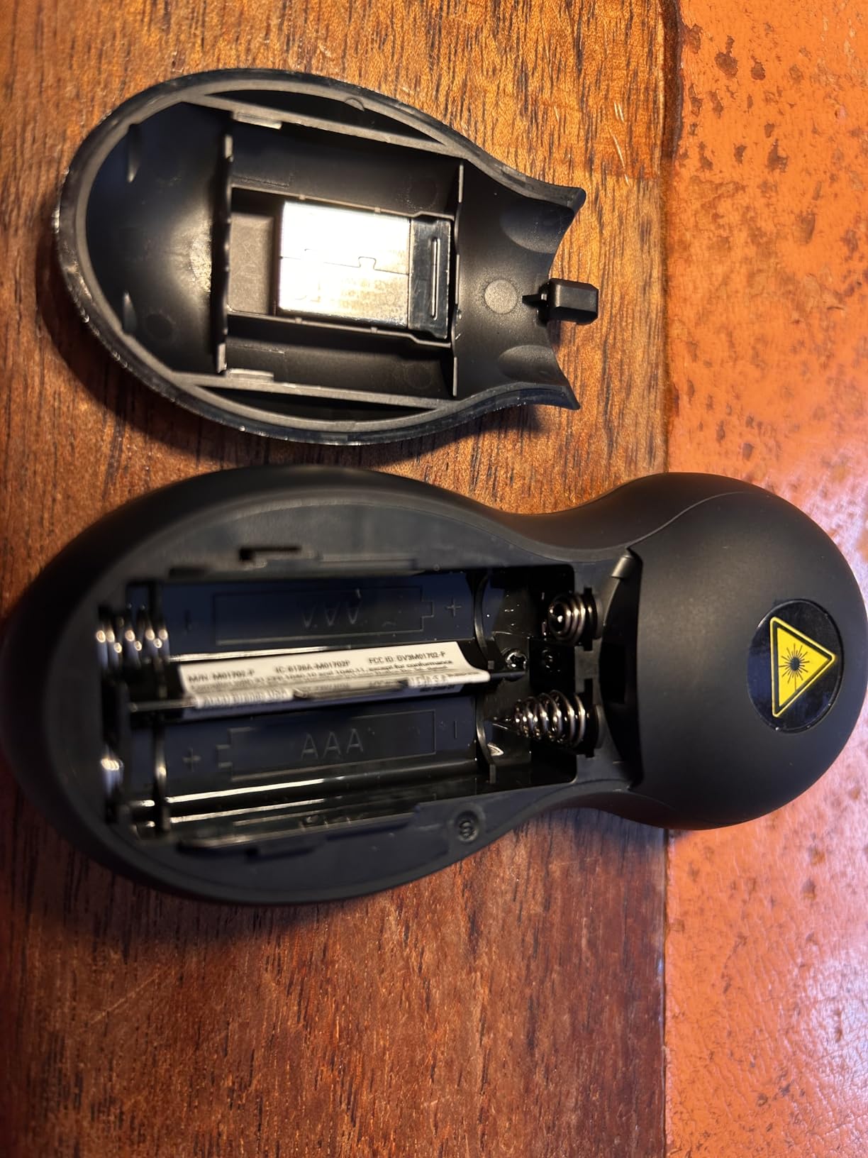 Kensington Wireless Presenter with Red Laser Pointer (K33272WW) customer photo 1