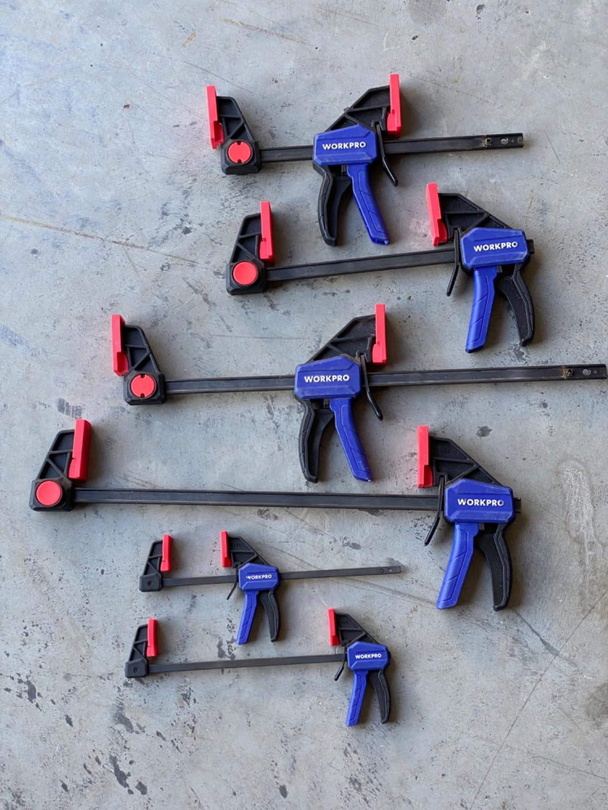 WORKPRO Bar Clamps for Woodworking, 6-Pack One-Handed Clamp/Spreader, 6-Inch (4) and 12-Inch (2) Wood Clamps Set, Light-Duty Quick-Change F Clamp with 150 lbs Load Limit Blue customer photo 1