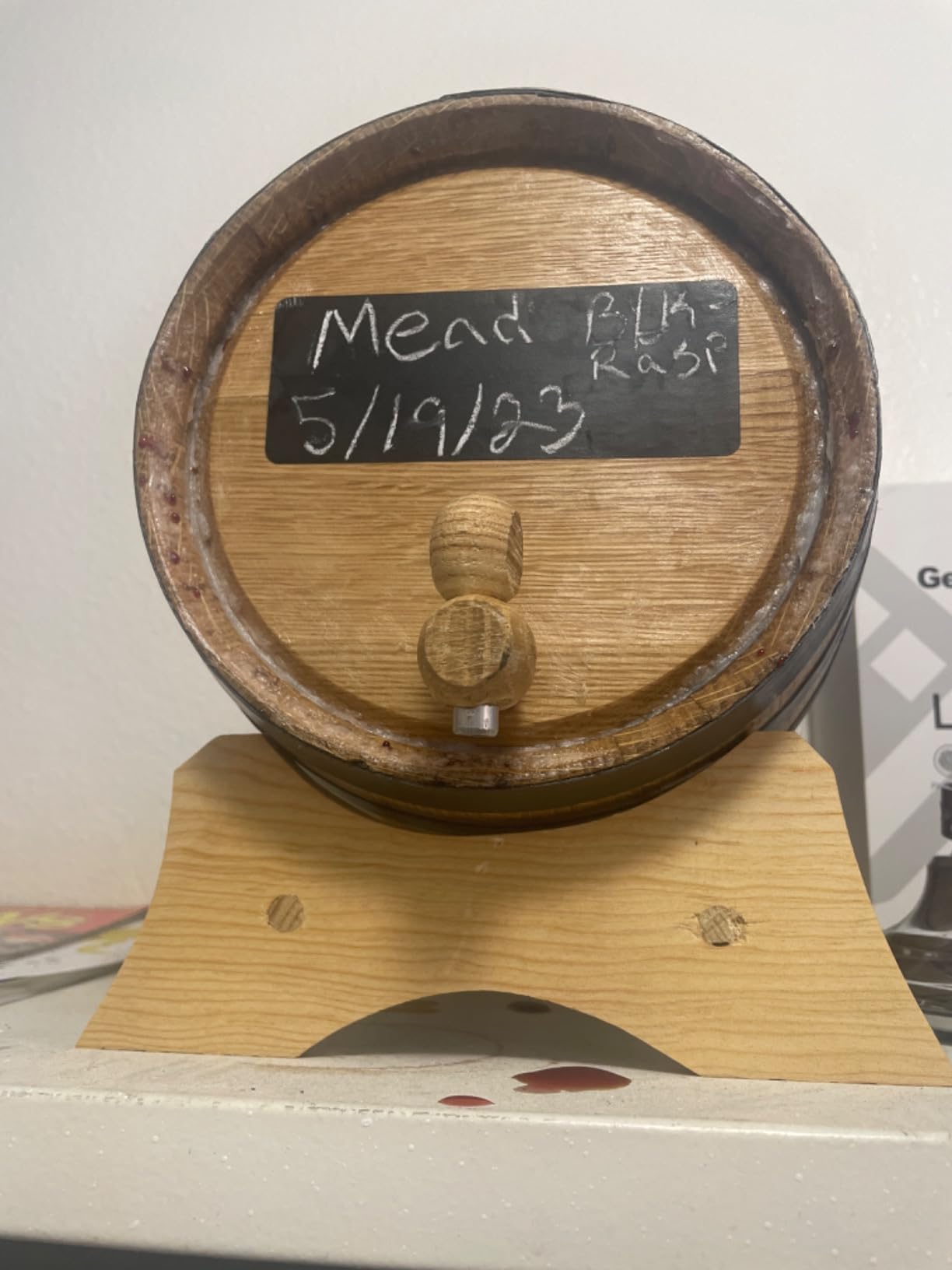 American Oak Barrel (2 liter) with Chalkboard Front - Charred Mini Keg for Aging Cocktails, Bourbon, Scotch, Whiskey, Gin, Hot Sauce - Home Bar Decor by Thousand Oaks Barrel Co. customer photo 1