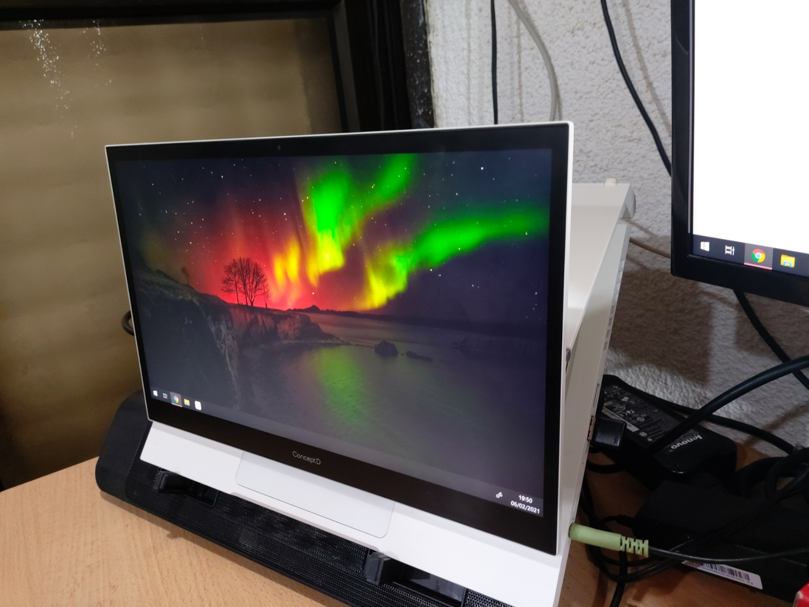 Acer ConceptD 3 Ezel CC314-72G-72SX Convertible Creator Laptop, Intel i7-10750H, GeForce GTX 1650 Max-Q, 14