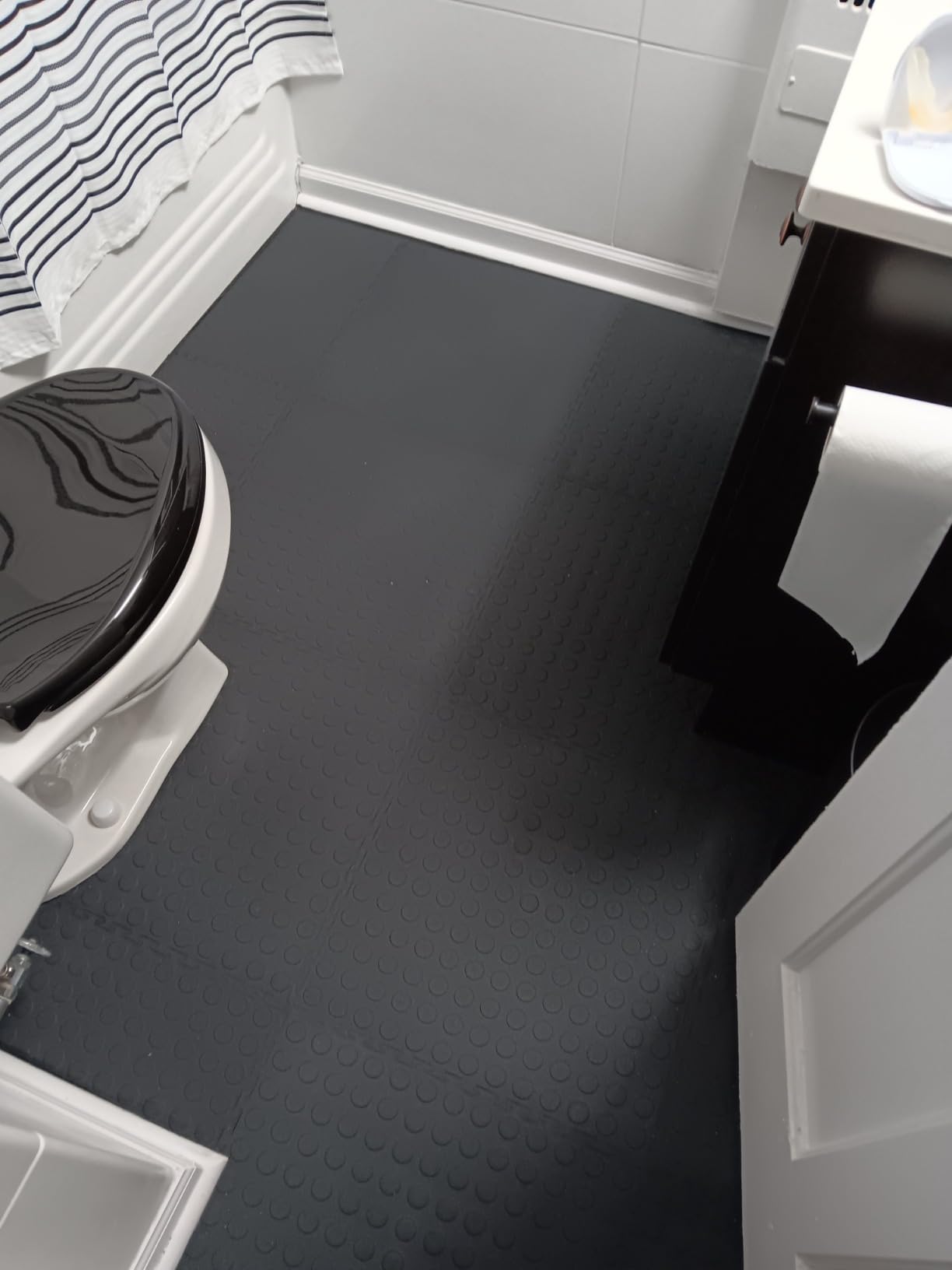 VersaTex Garage Floor 18 x 18 inch Square Plastic Raised Coin Interlocking Floor Tiles for Home Gym, Garage Flooring, Trade Show Flooring, Basement Tiles, 24 Pack (Black) customer photo 1