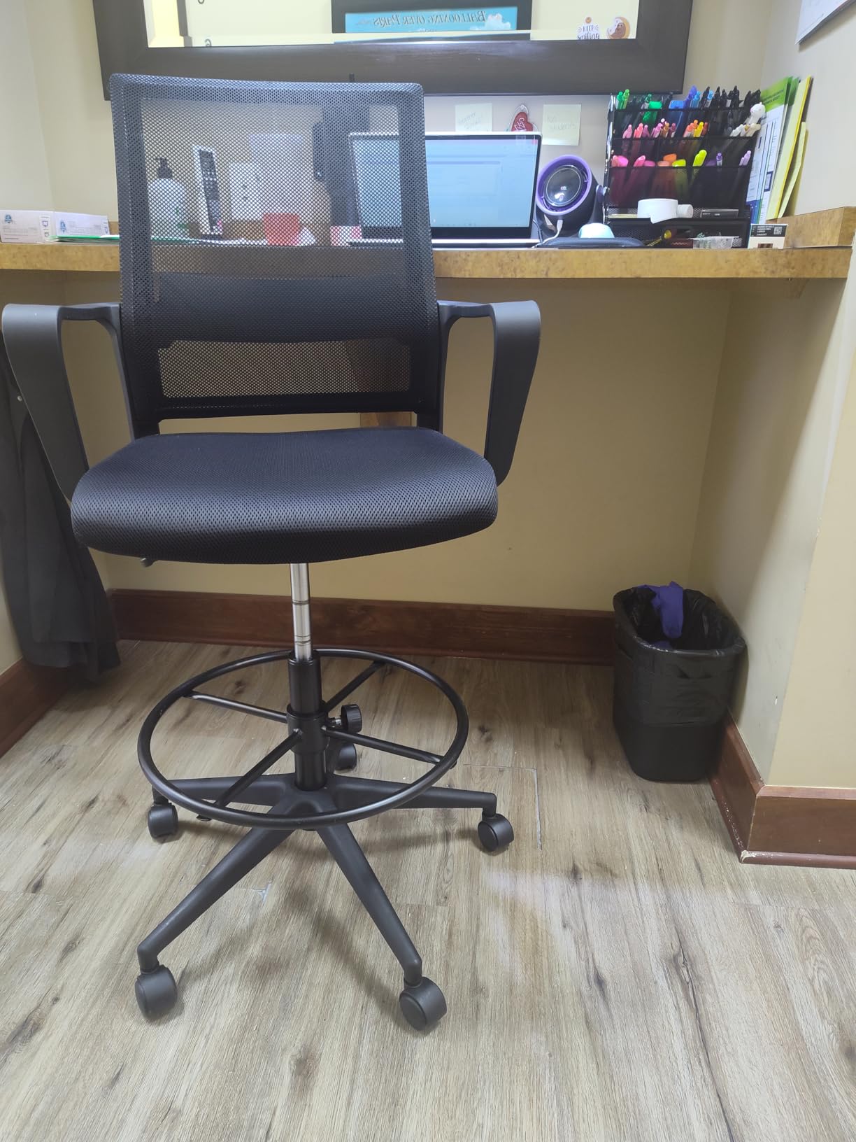 BestOffice Tall Drafting Chair with Lumbar Support, Adjustable Seat Height & Footrest, Ergonomic Mesh Back, 360 Swivel & Rolling Wheels customer photo 2