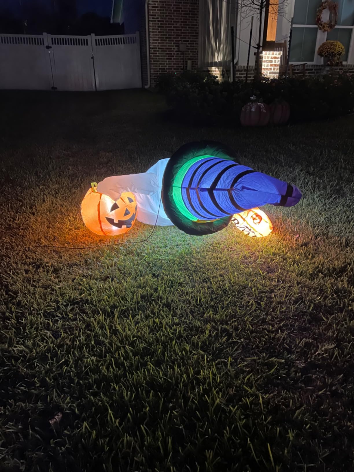 GOOSH 5 FT Halloween Inflatables Ghost Outdoor Decorations Blow Up Yard Cute Wizard Ghost with Pumpkin with Built-in LEDs for Garden Lawn Indoor Party Holiday Decor customer photo 1
