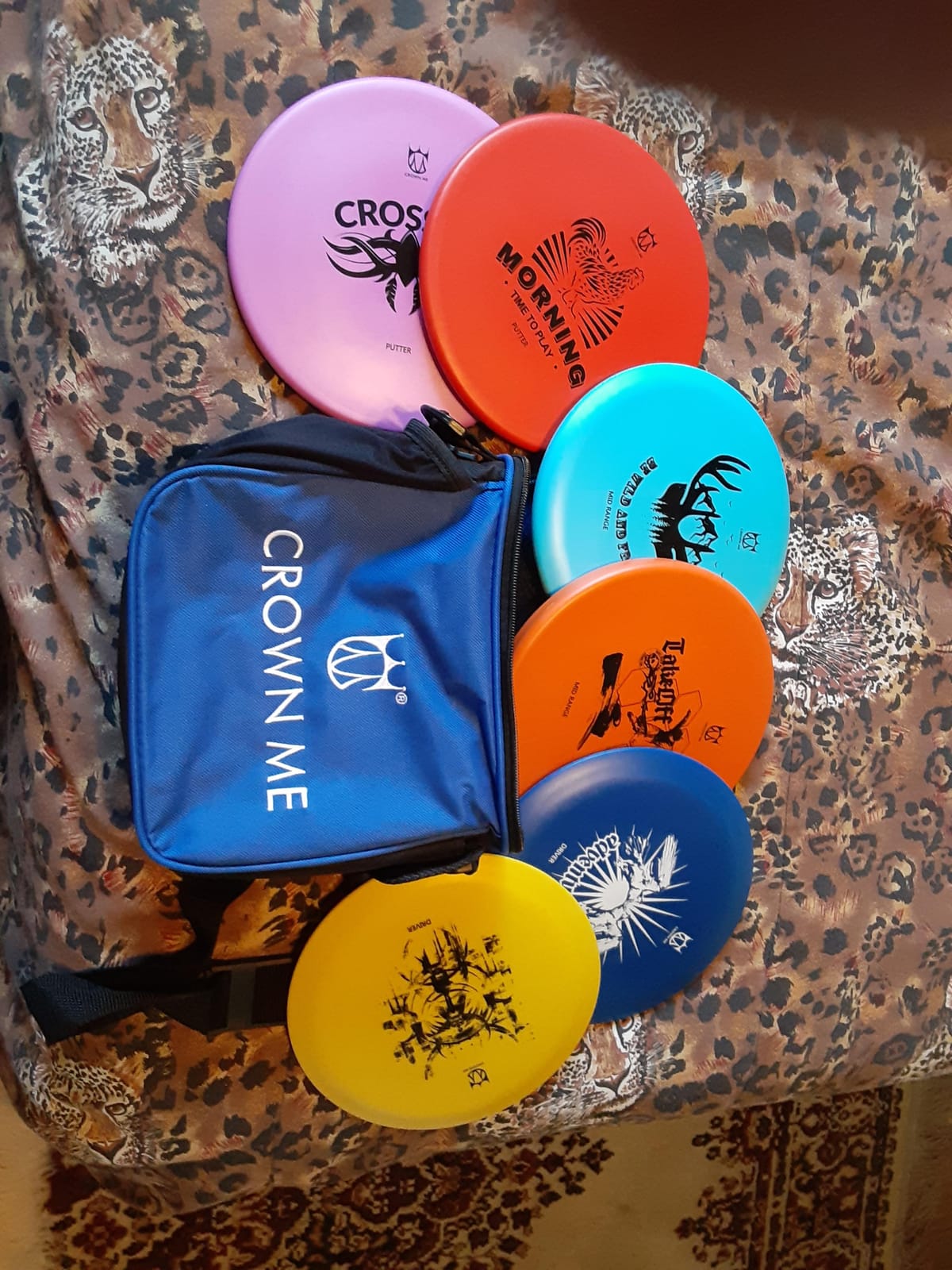 PDGA Approved Disc Golf Starter Set with Bag, 6-Piece Premium Flexible Plastic Flying Discs, Mini Marker, Towel, Heavy Duty Nylon Carry Bag customer photo 1