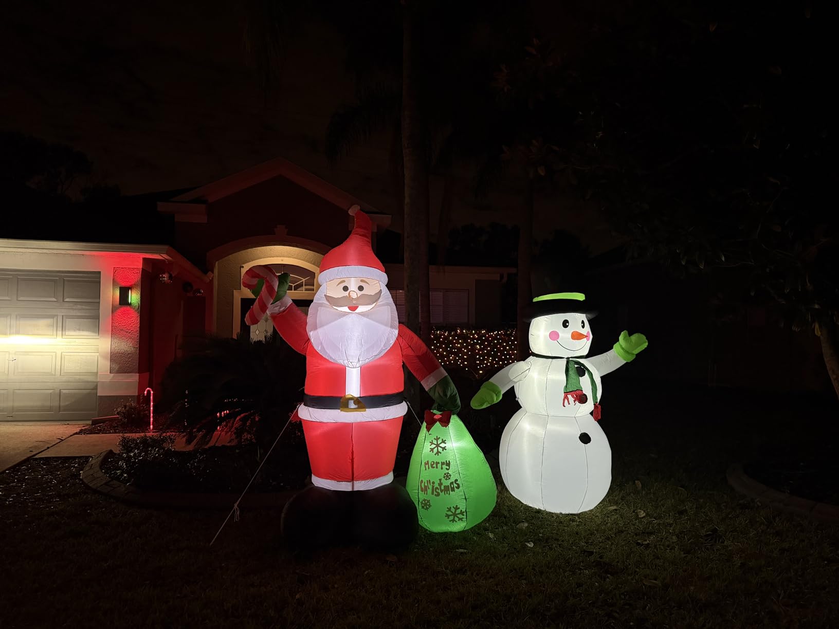 7 FT Christmas Inflatables Snowman Outdoor Yard Decorations, Christmas Blow up Snow Man with LED Lights & Black Hat, Winter Outside Decor for Holiday Party Patio Garden Lawn, Xmas New Year Kids Gifts customer photo 2