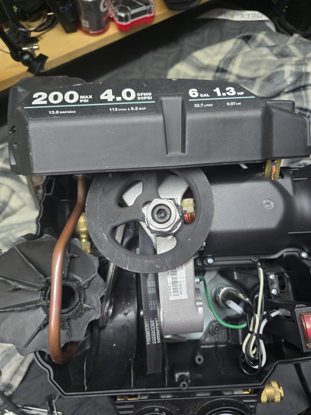 Metabo HPT Portable Pancake Air Compressor, 6 Gallon 200 PSI, EC914S | 4 CFM Flow Rate, Powers Multiple Framing Siding Roofing Nailers Brad Guns Simultaneously, Job-Site Ready customer photo 1