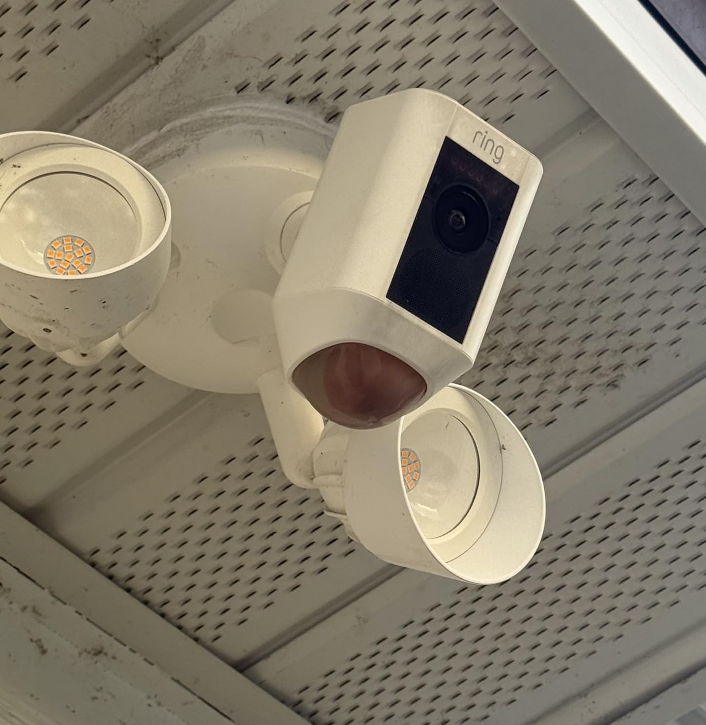 Ring Floodlight Cam Wired Plus, Outdoor home or business security with motion-activated 1080p HD video and floodlights, White customer photo 2