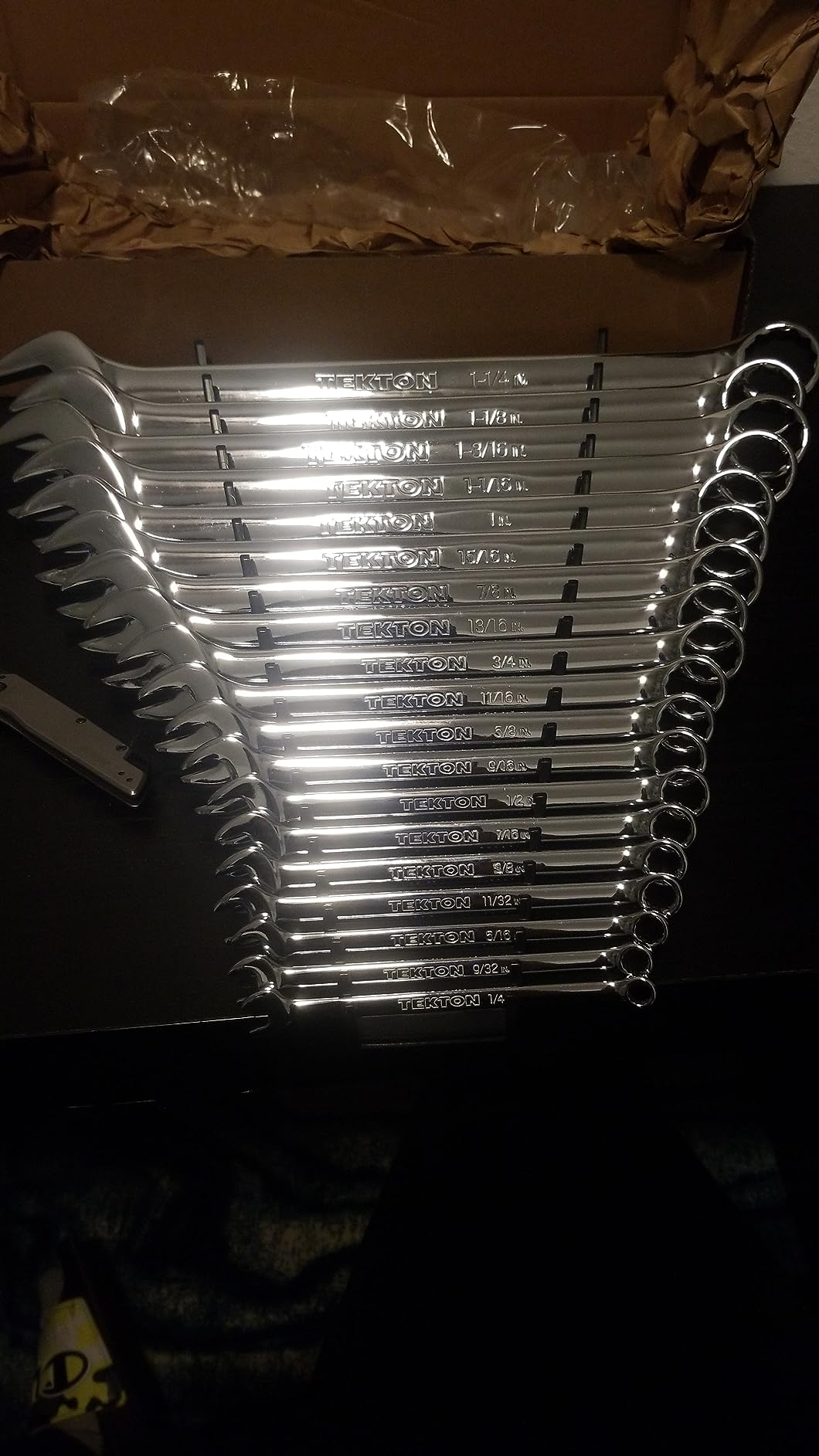 TEKTON Combination Wrench Set, 19-Piece | WCB91202 | 6 - 24 mm, Rack customer photo 1