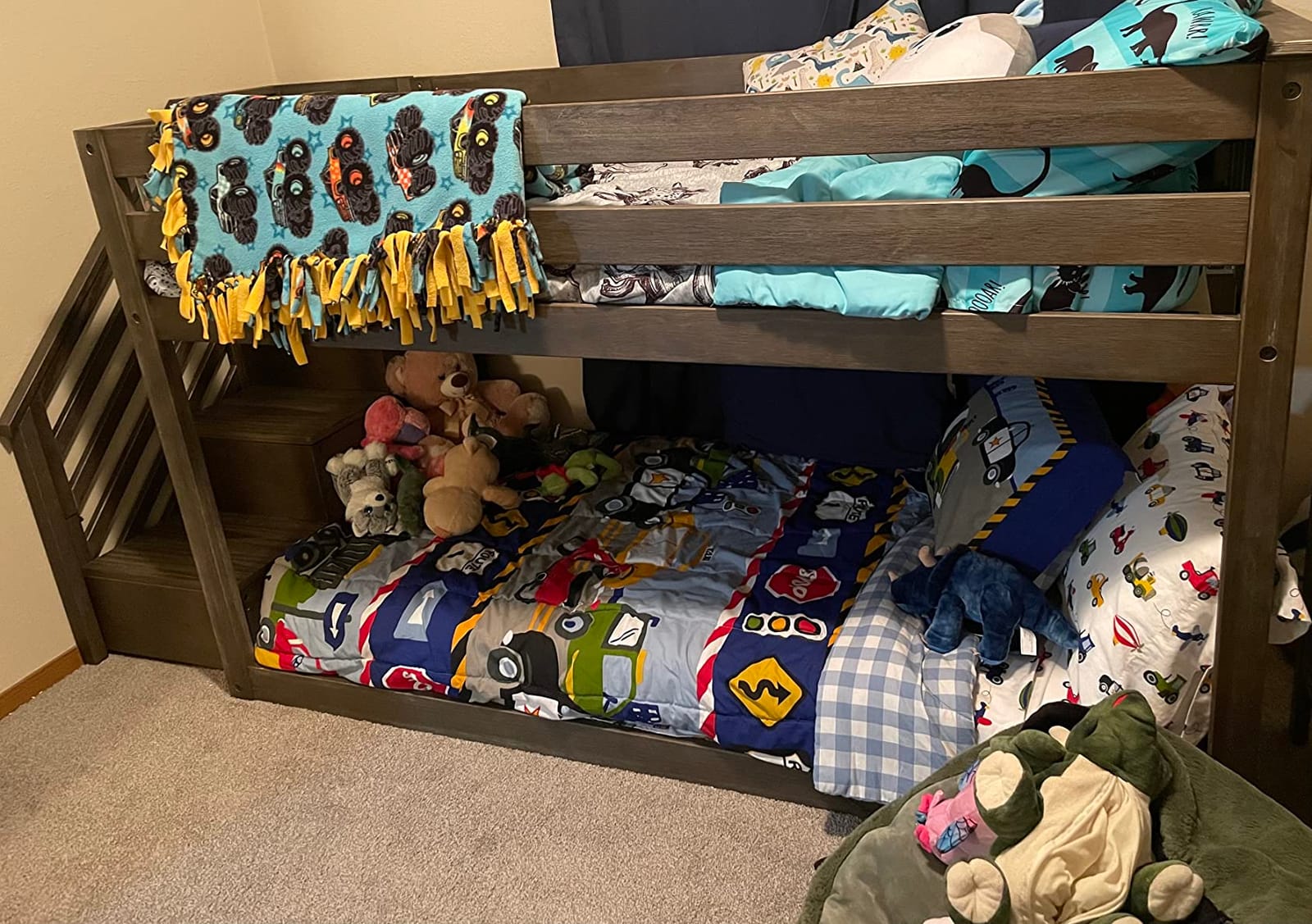 Max & Lily Low Bunk Bed, Twin-Over-Twin Bed Frame For Kids With Stairs, White customer photo 1