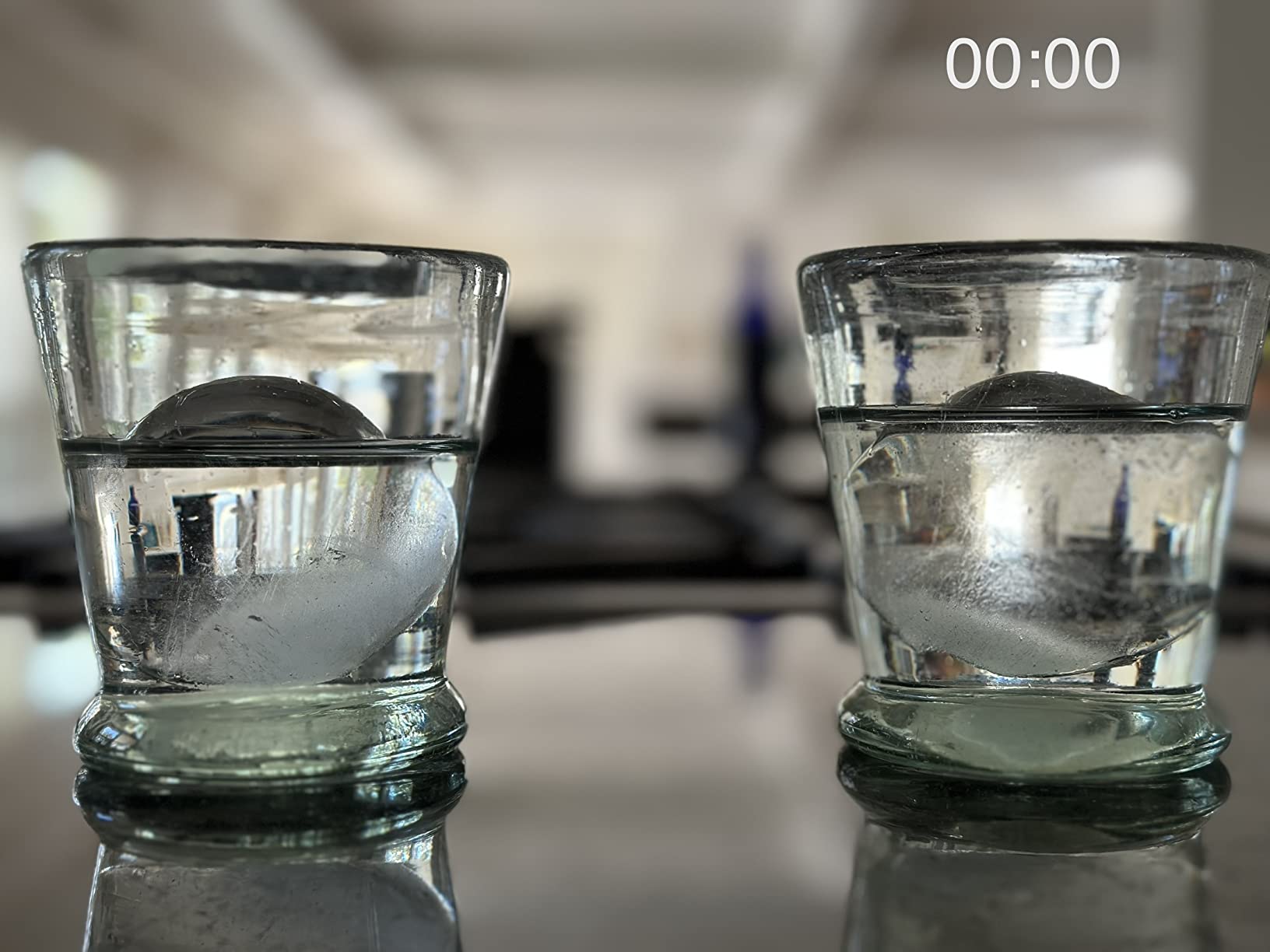 TINANA Crystal Clear Ice Ball Maker, 4 Cavity Large Clear Ice Balls Form, 2.5” Round Ice Sphere Trays for Whiskey, Cocktail, Brandy, Bourbon customer photo 2