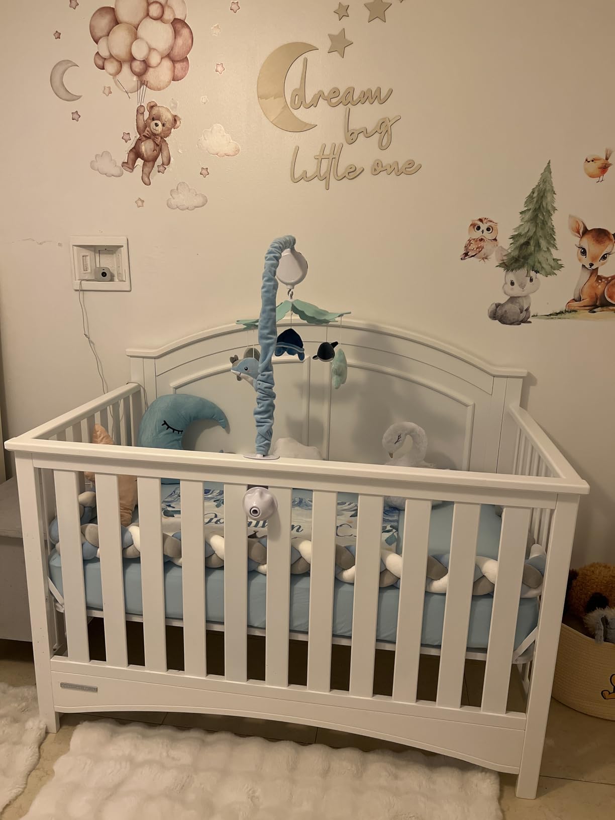 Delta Children Perry 6-in-1 Convertible Crib - Greenguard Gold Certified, Bianca White customer photo 1